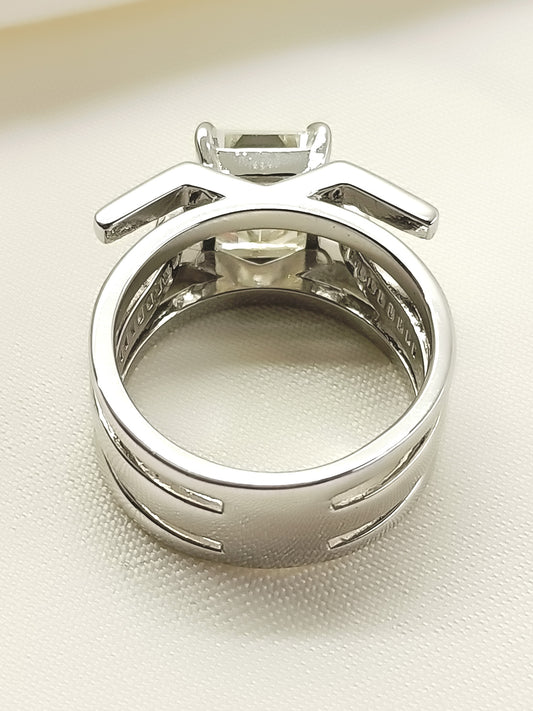 Rasha White 92.5 Silver American Diamond Finger Ring