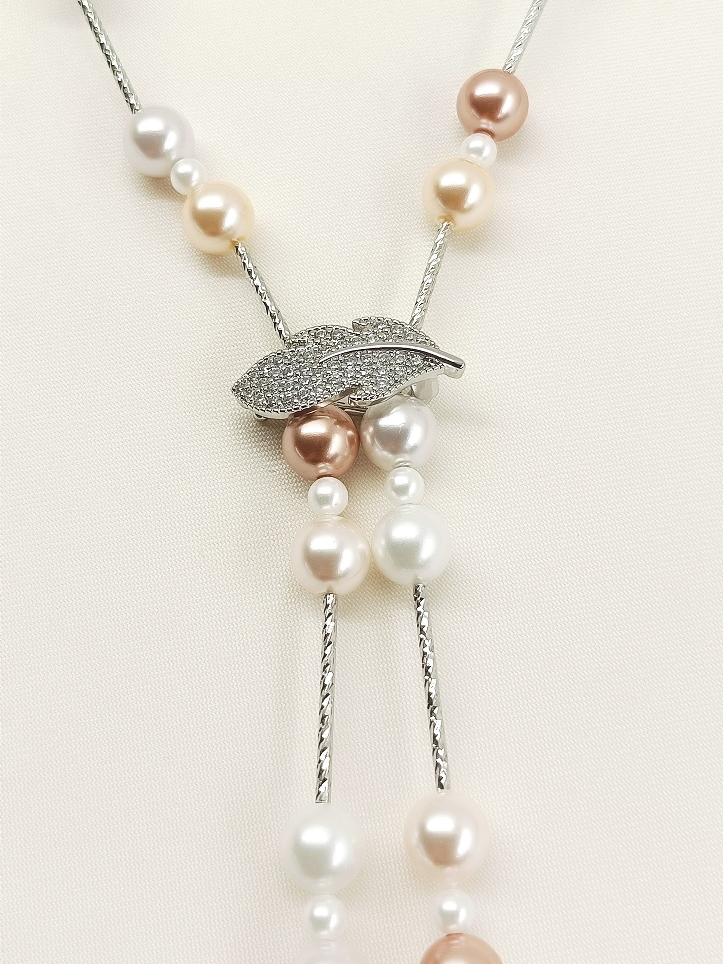 Conoidal Off White Beads Neckpiece