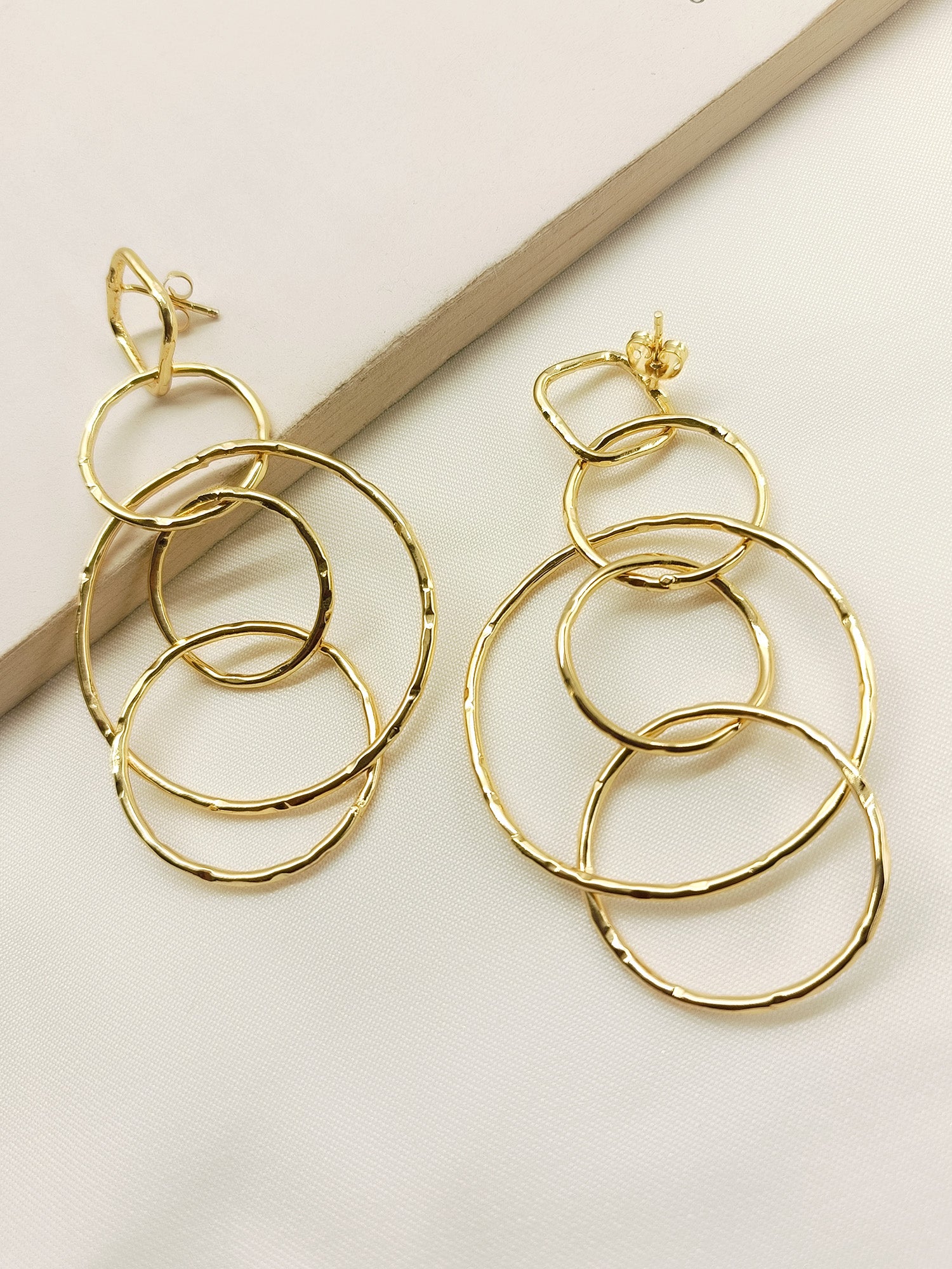 Indo Western Outfit Earrings On Western Wear Gold Hoops Hoop Earrings Western Earrings For Women Peehu Indo Western Outfit Earrings On Western Wear Gold Hoops Hoop Earrings Western Earrings For Women Peehu