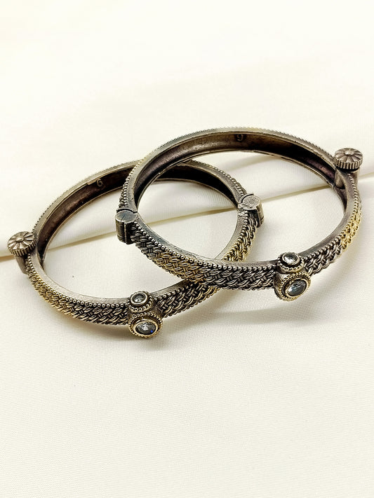 Abhinta White Oxidized Bangles