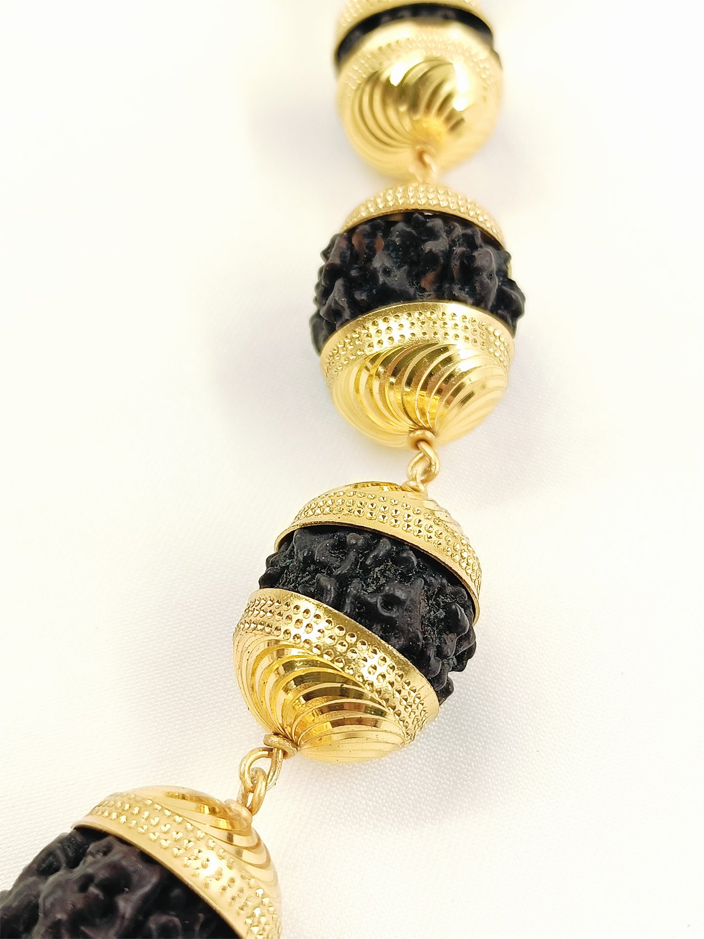 Ihir Men's Rudraksha Gold Capped Mala