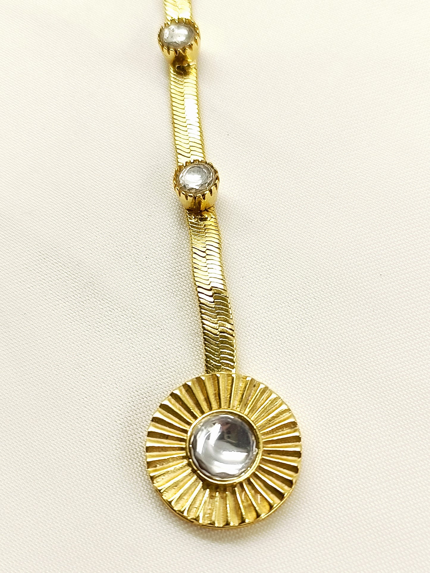 Anayra Snake Chain Kundan Maang Teeka