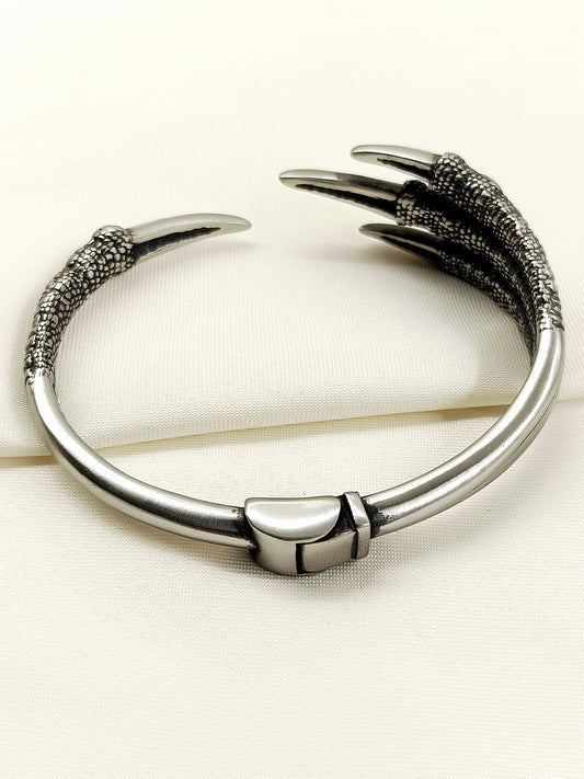 Shreyansh Dragon Claw Gun Metal Men's Bracelet