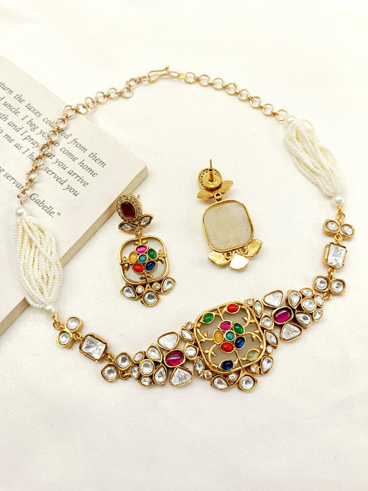 Baylee Navaratna Kundan Choker Set