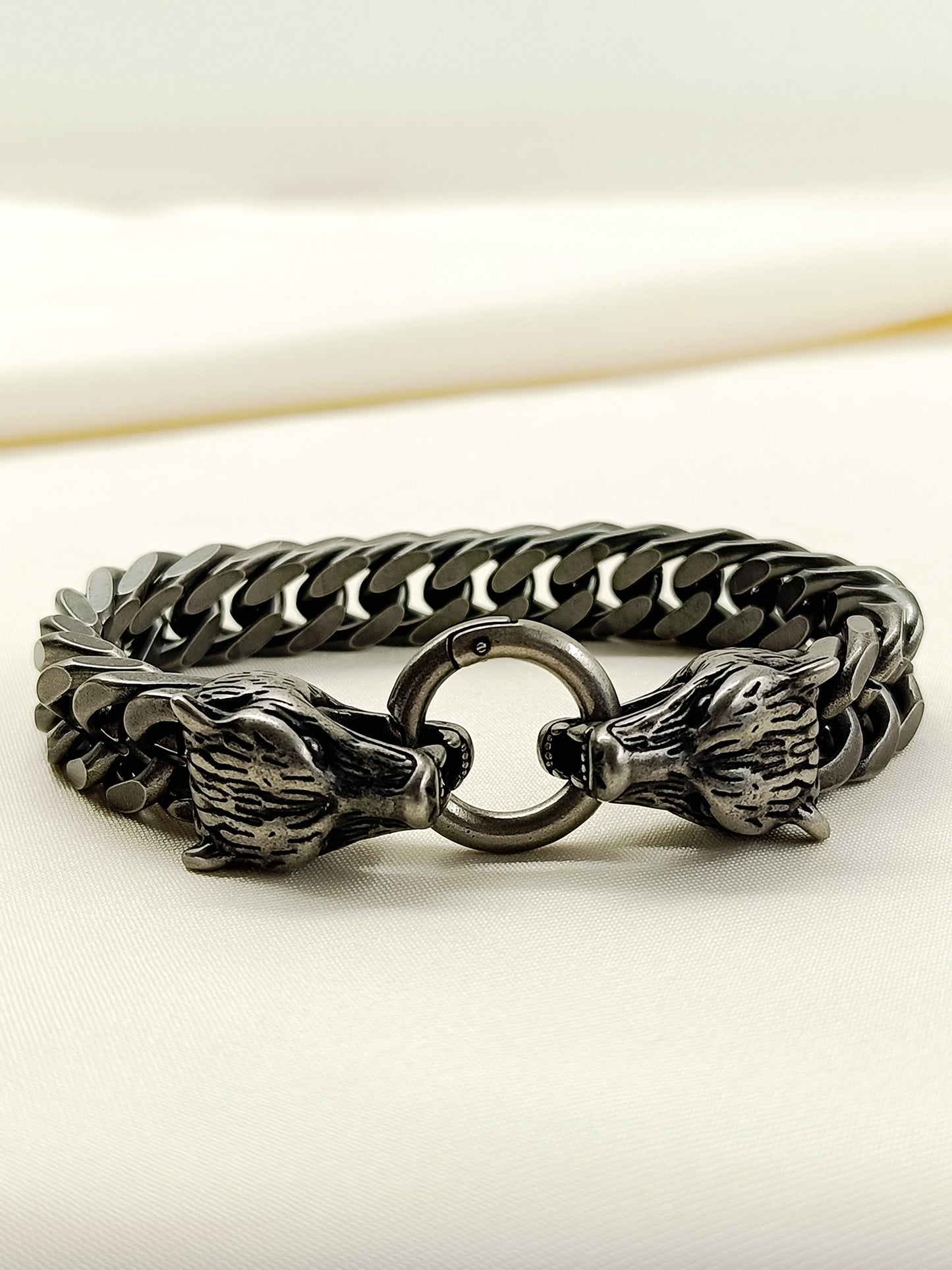 Zayn Black Men's Wolf Head Chain Bracelet