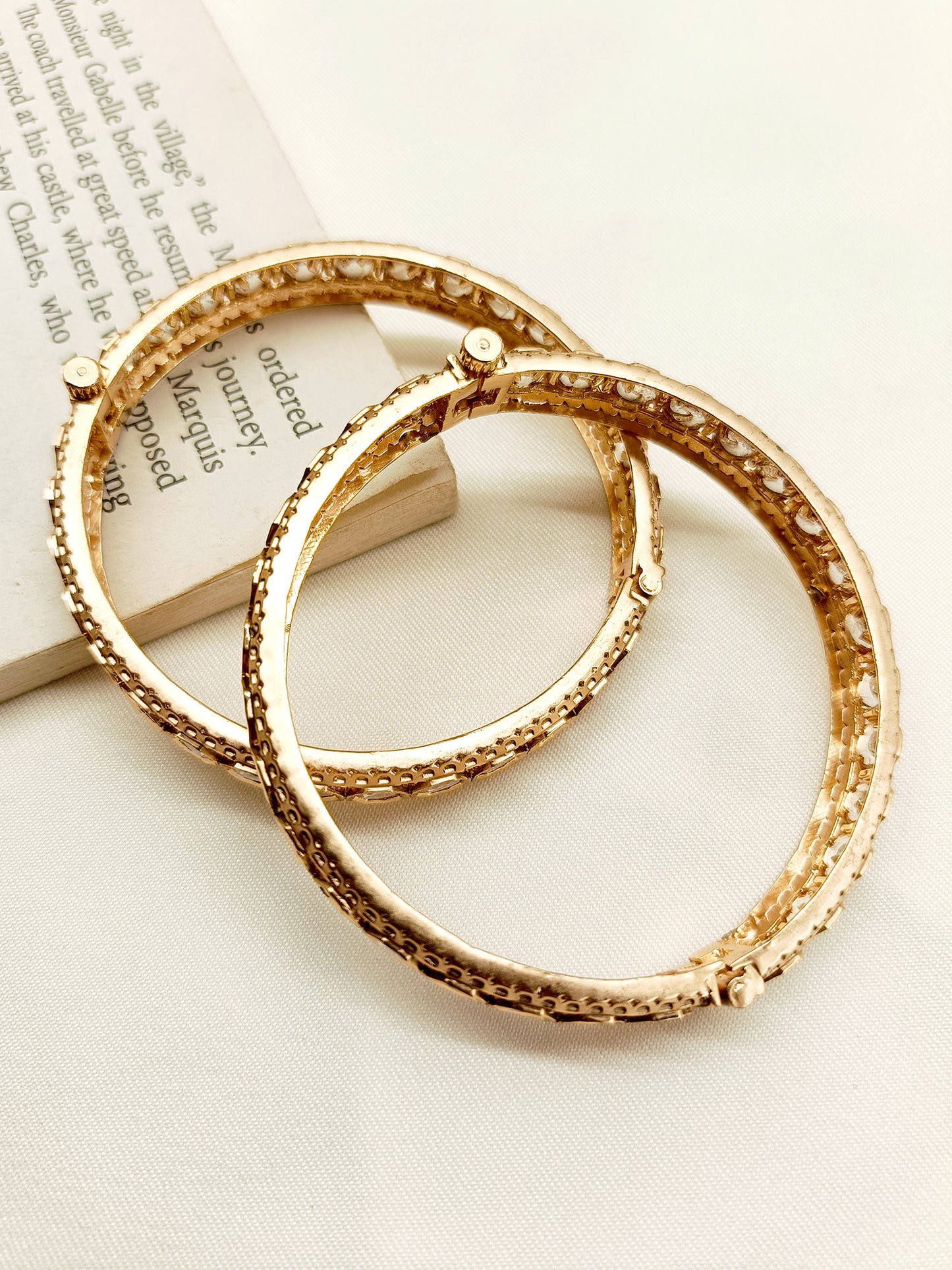 Priyansha White Kundan Bangle Pair