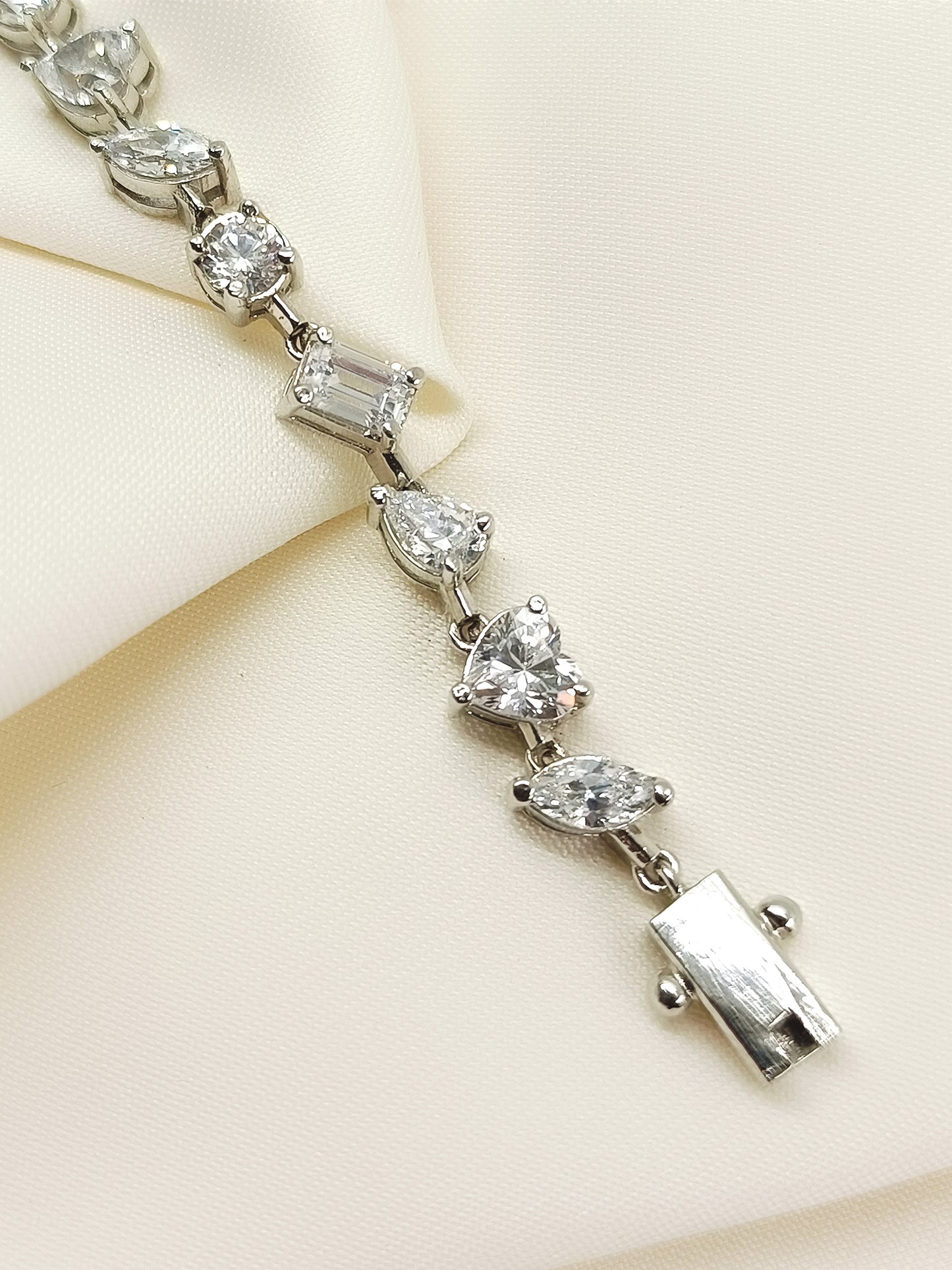 Gunjita White 92.5 Silver American Diamond Bracelet