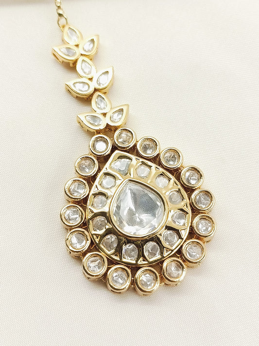 Siara White Kundan Teeka