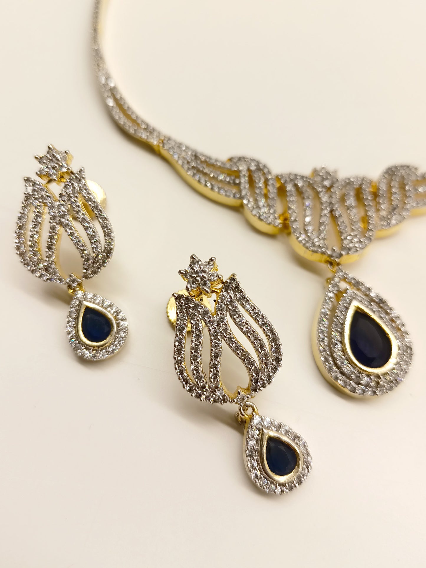 Alvina Blue Sapphire American Diamond Set