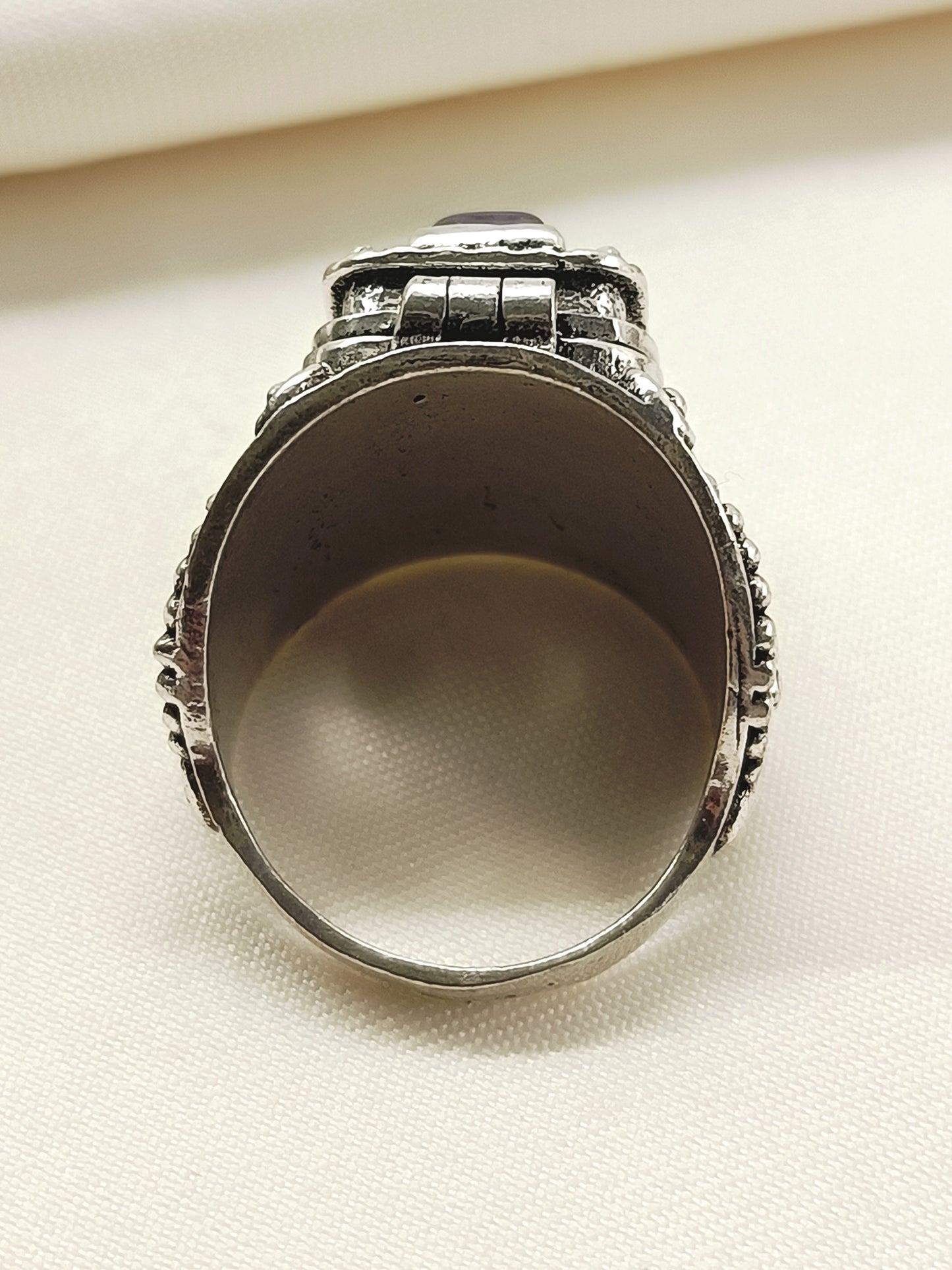 Nandi Purple Men's Finger Ring