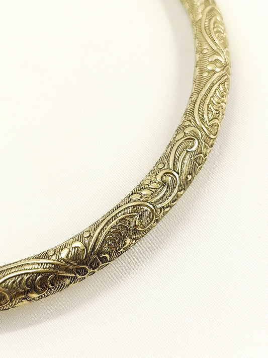 Krishna Golden Rajwada Hasli Styled Men's Neckpiece
