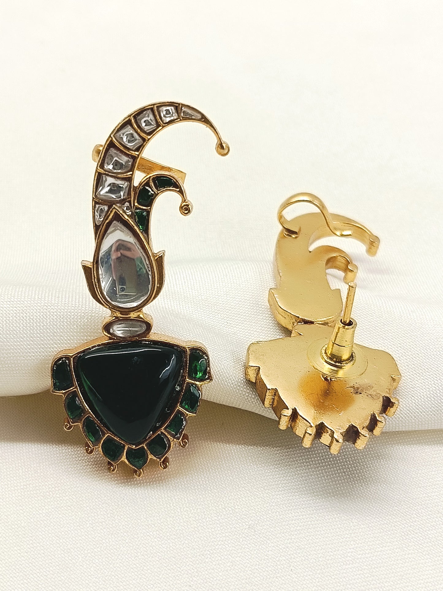 Falgun Green Men's Earcuff
