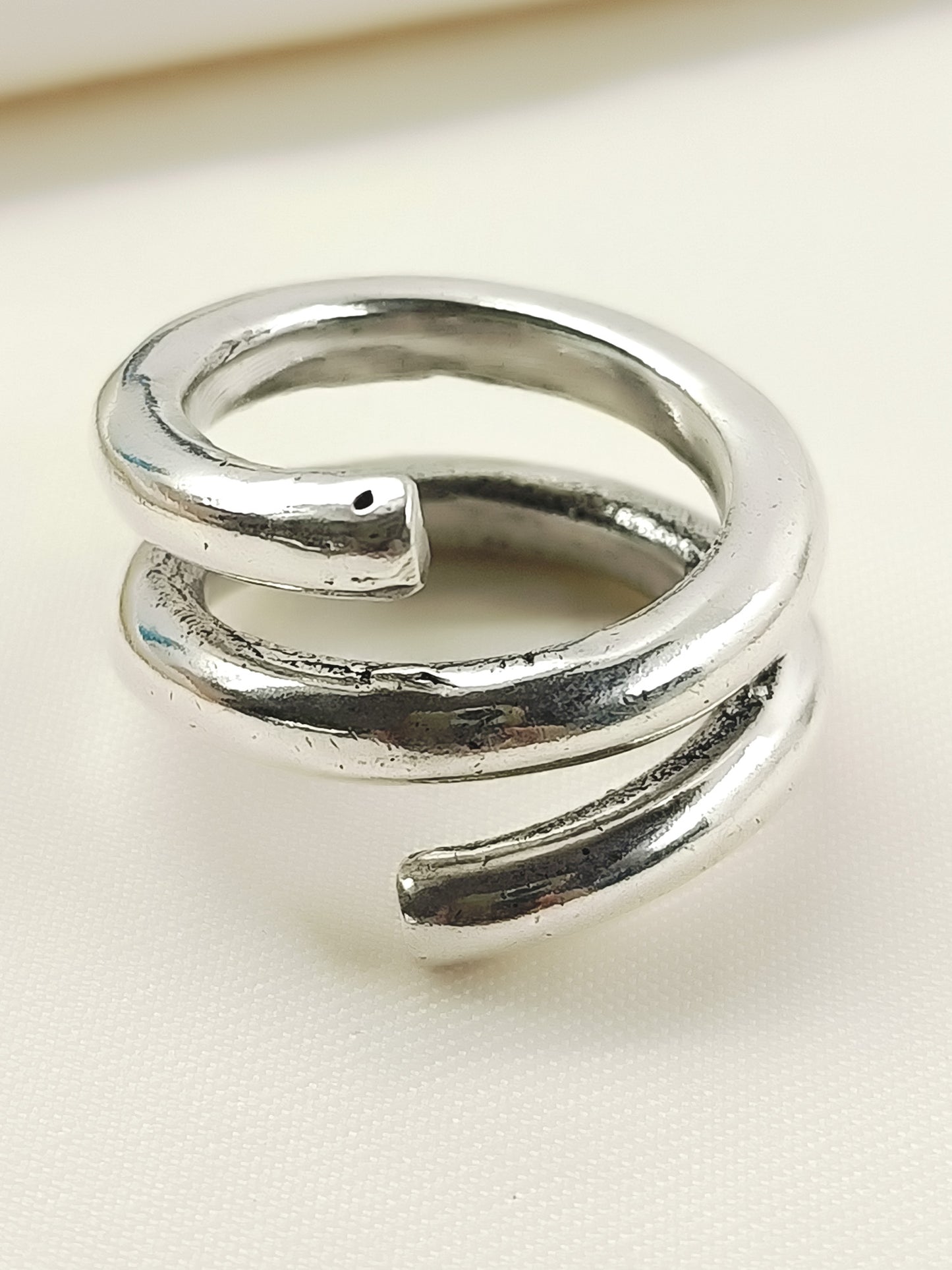 Onish Silver Men's Finger Ring