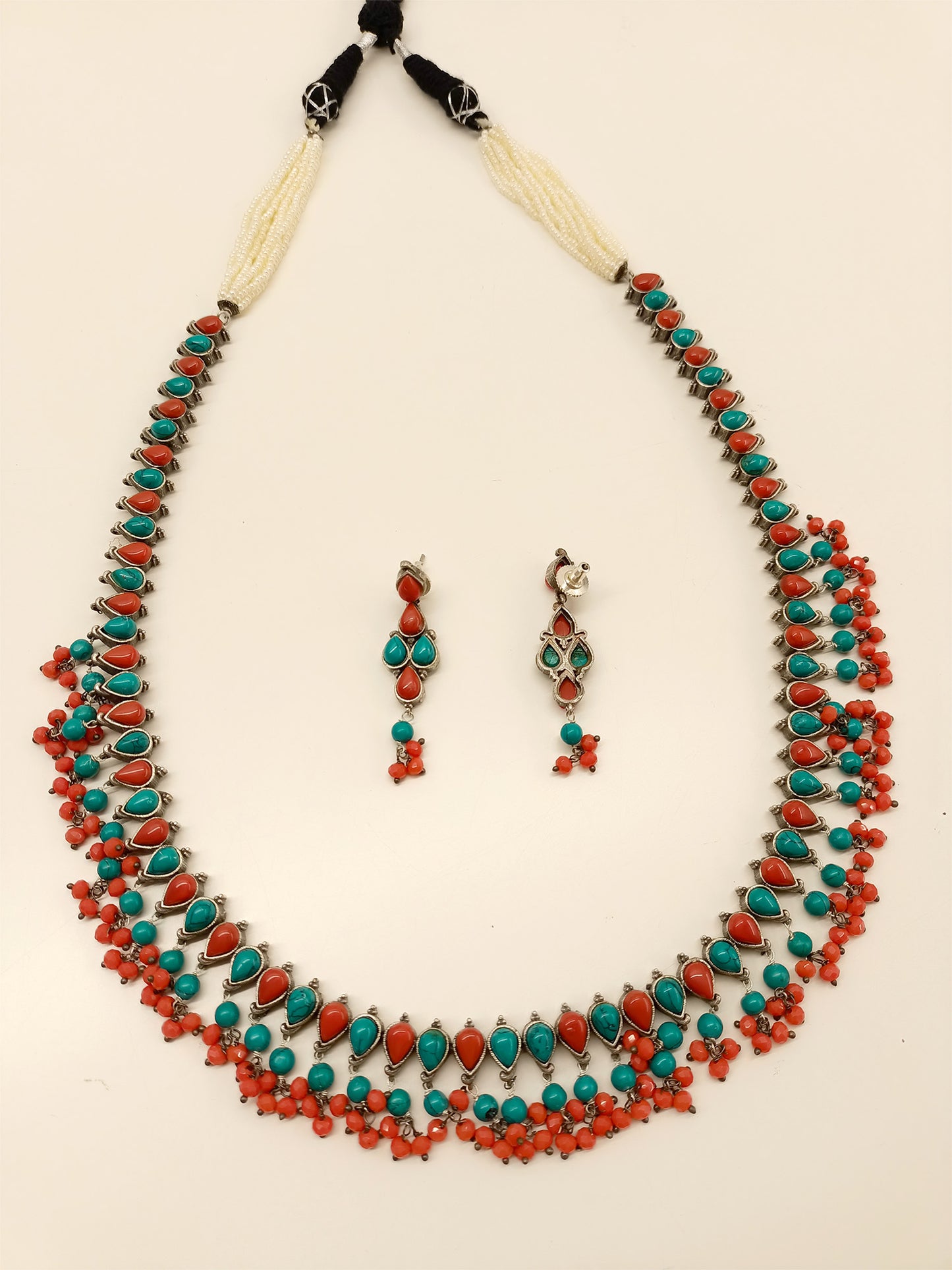 Sofia R & G Long Oxidized Necklace Set