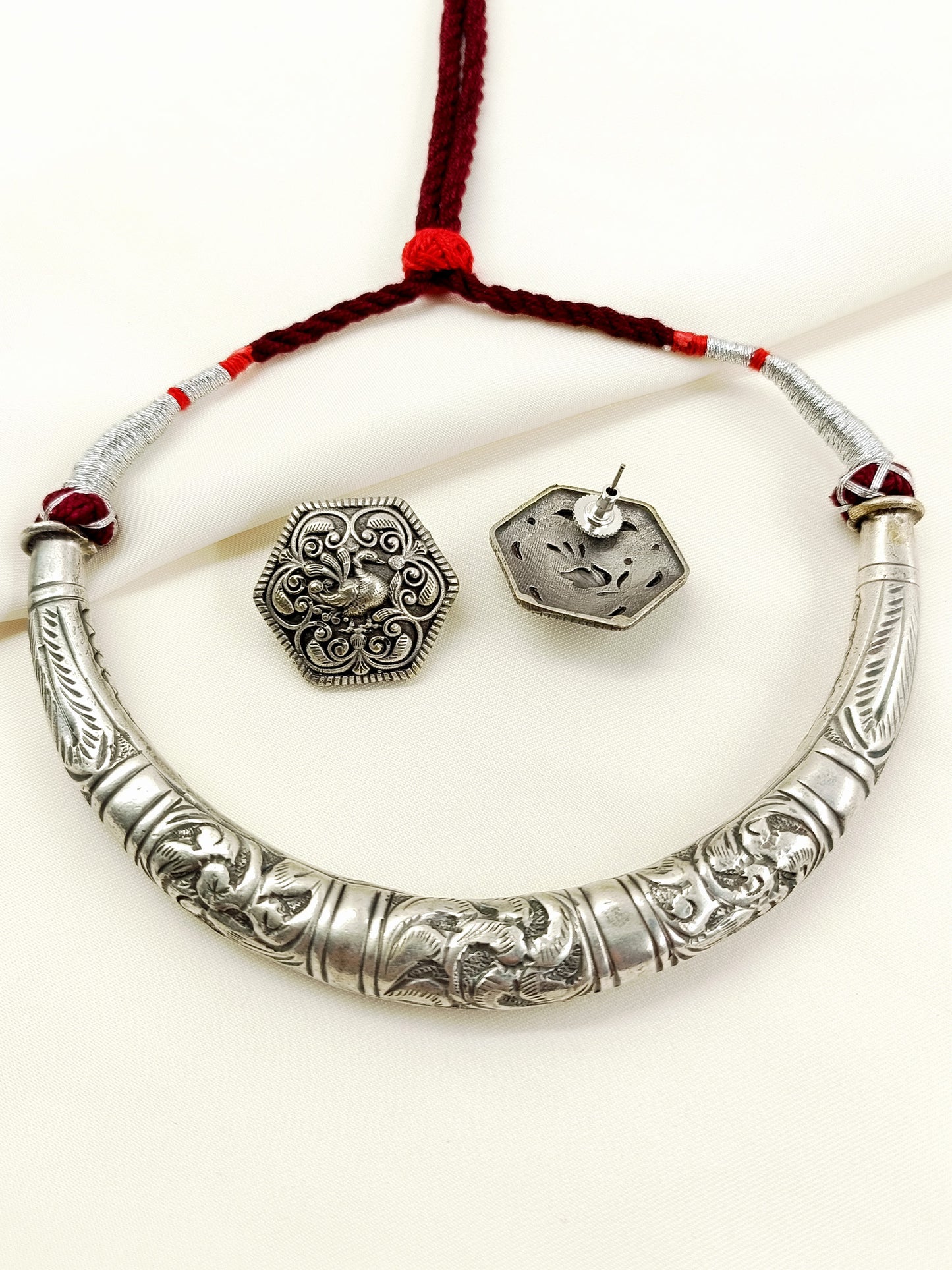 Husna Maroon Tribal Oxidized Hasli Choker Set