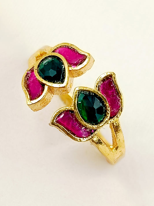 Ayeza R & G Kundan Finger Ring