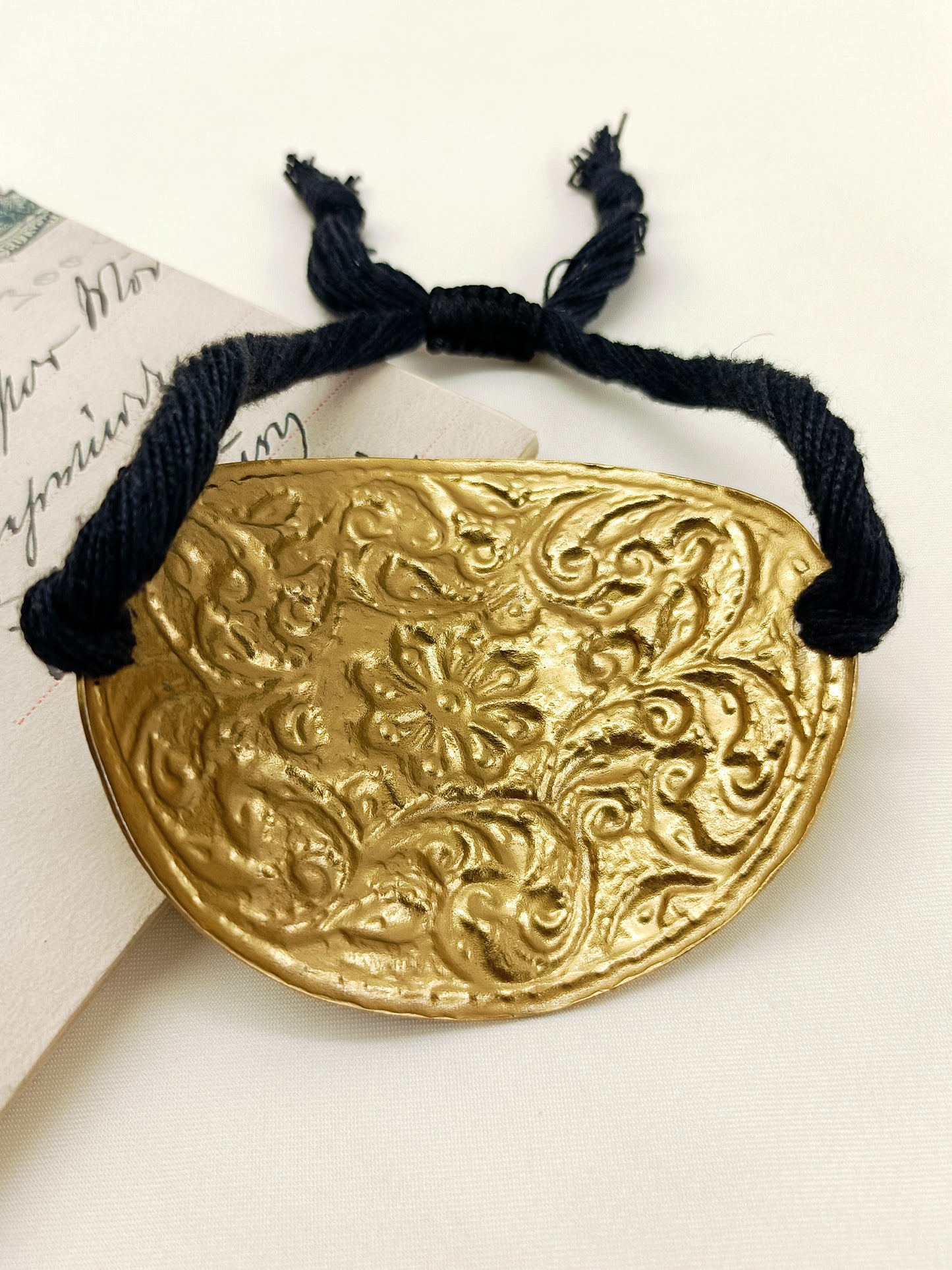 Himanshu Golden Oxidized Floral Carved Men's Bajubandh