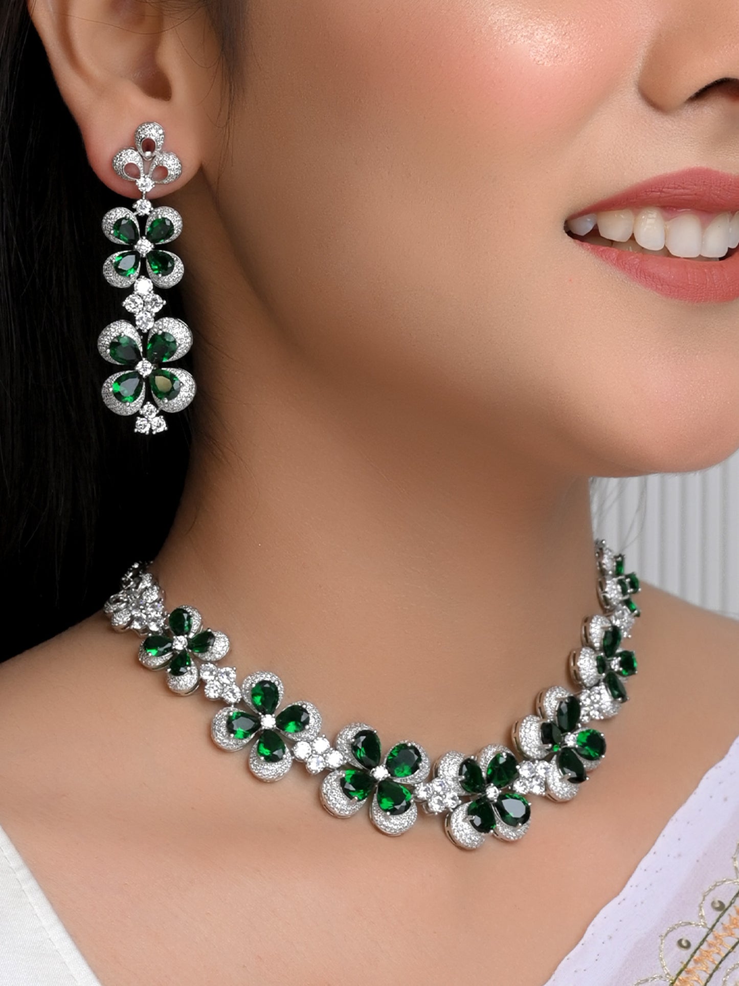 Husna Diamonds Green Emerald Necklace Set