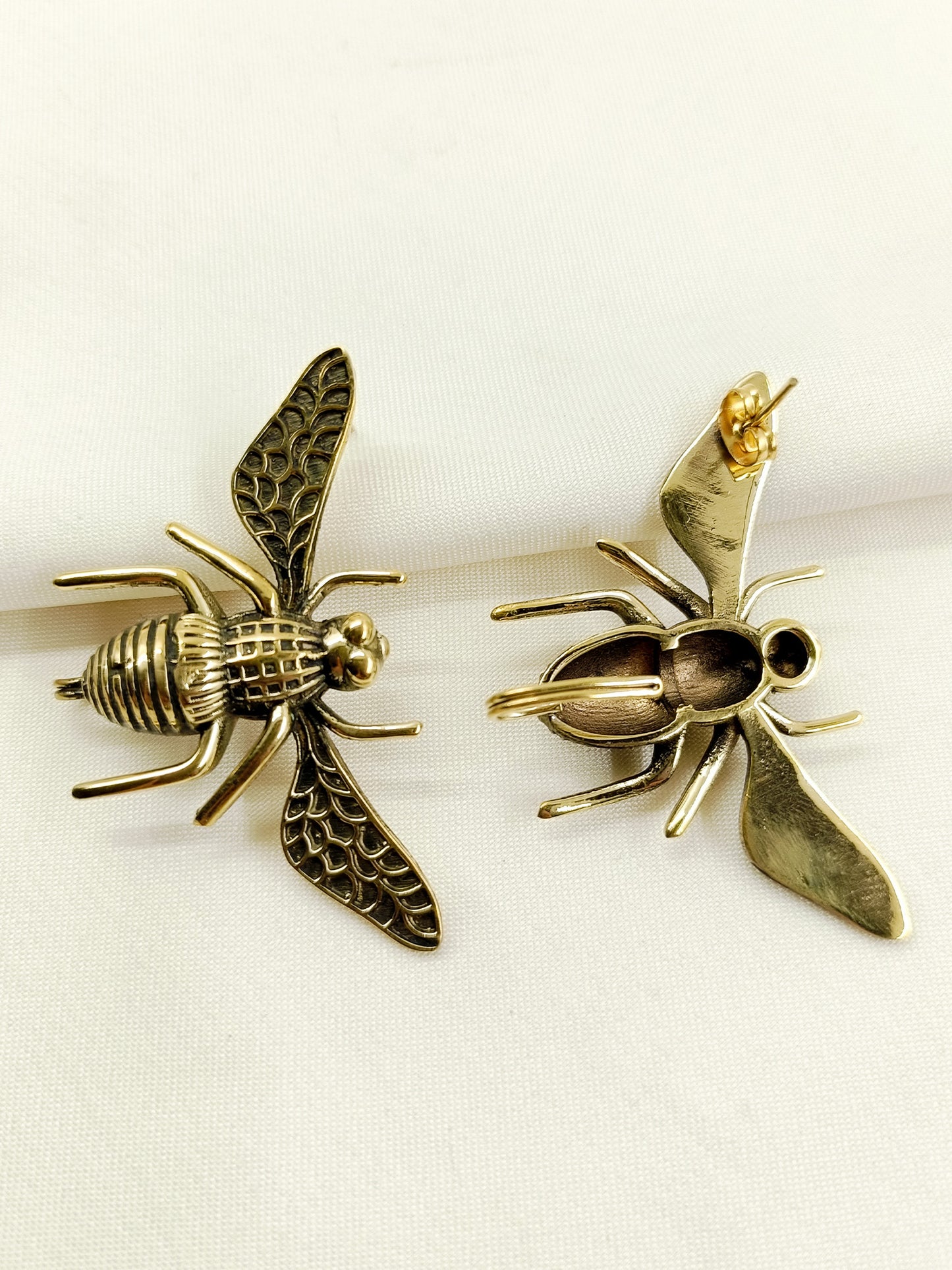 Hitendra Golden Honey Bee Men's Earring