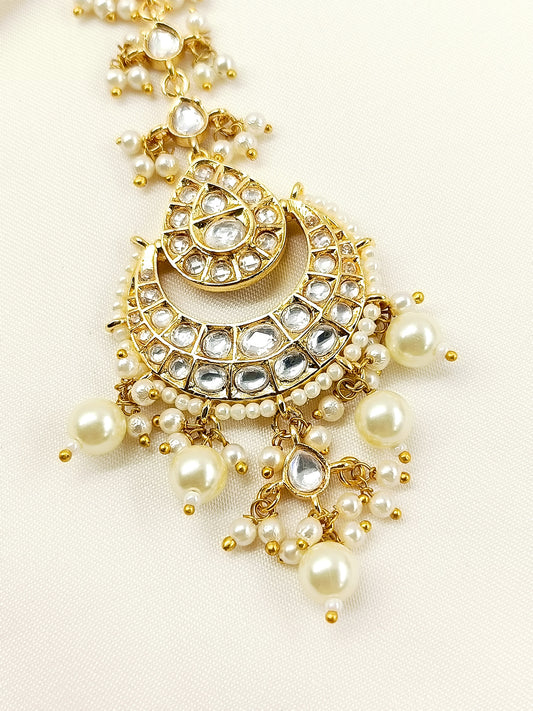 Tarannum White Kundan Teeka