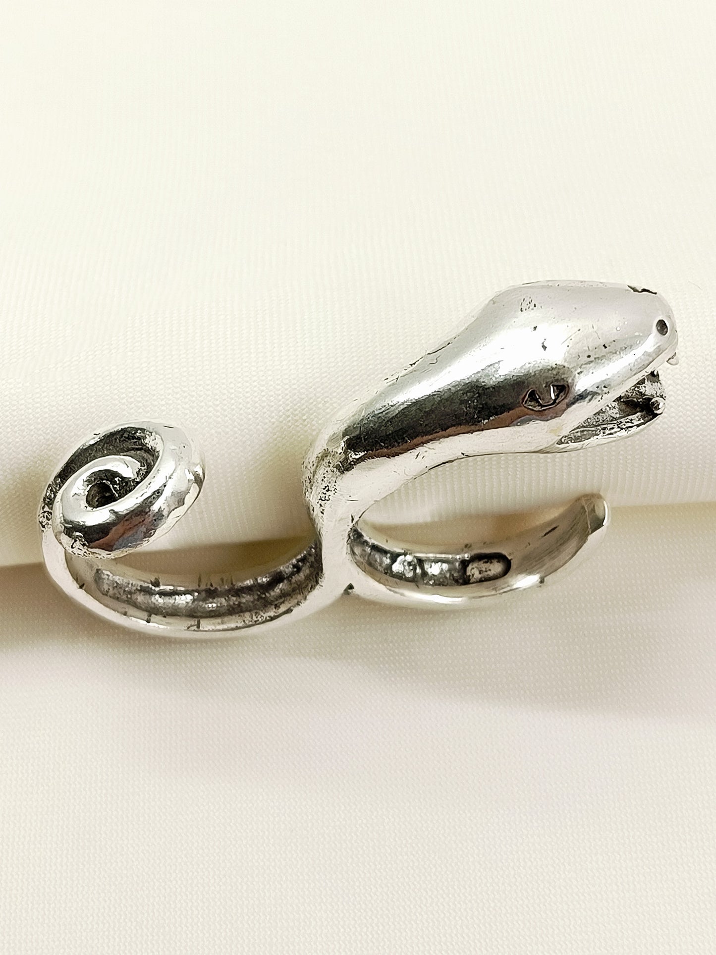 Saiyan Silver Men's Finger Ring