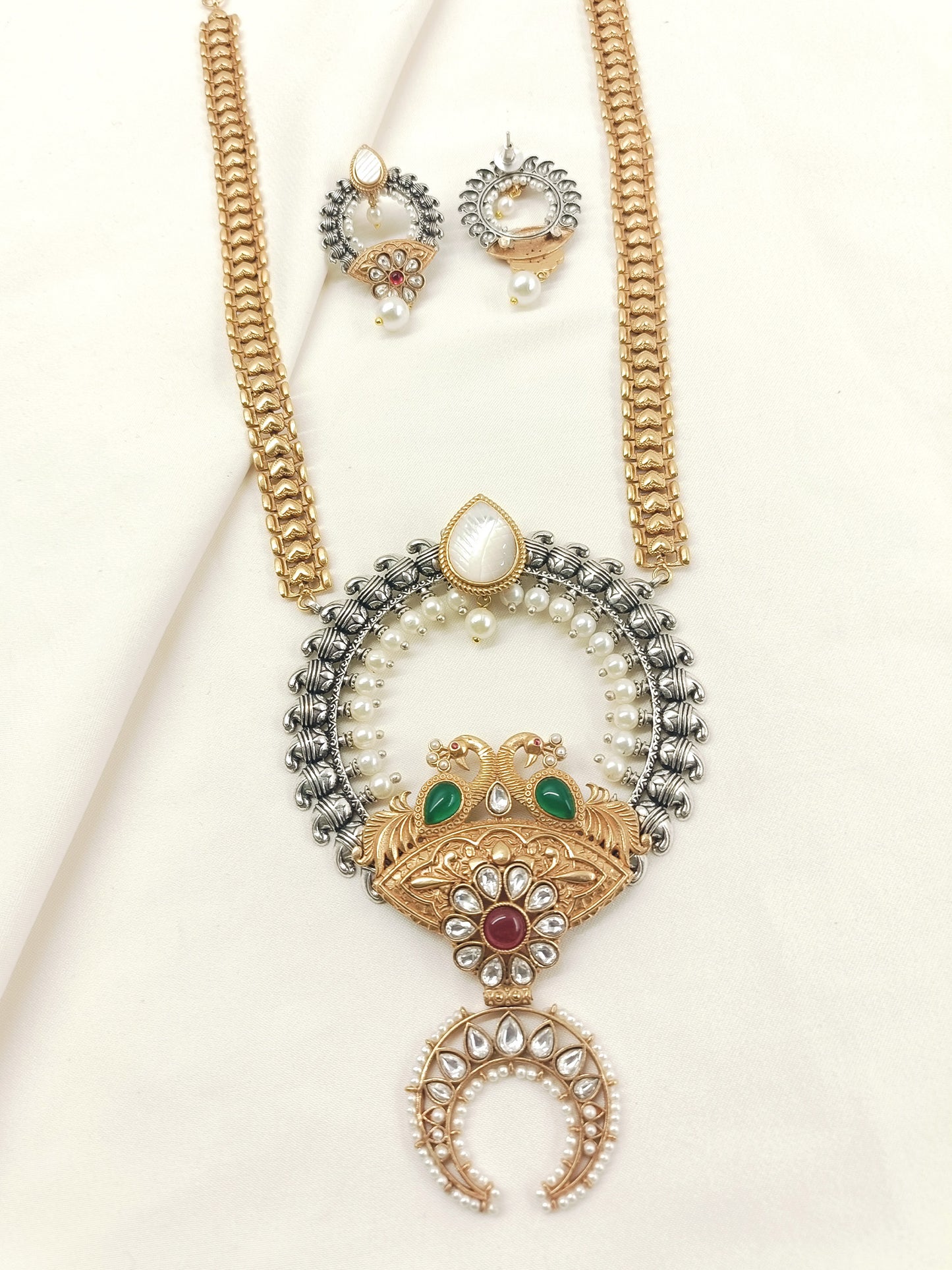 Tanushree R&G Boutique Necklace Set