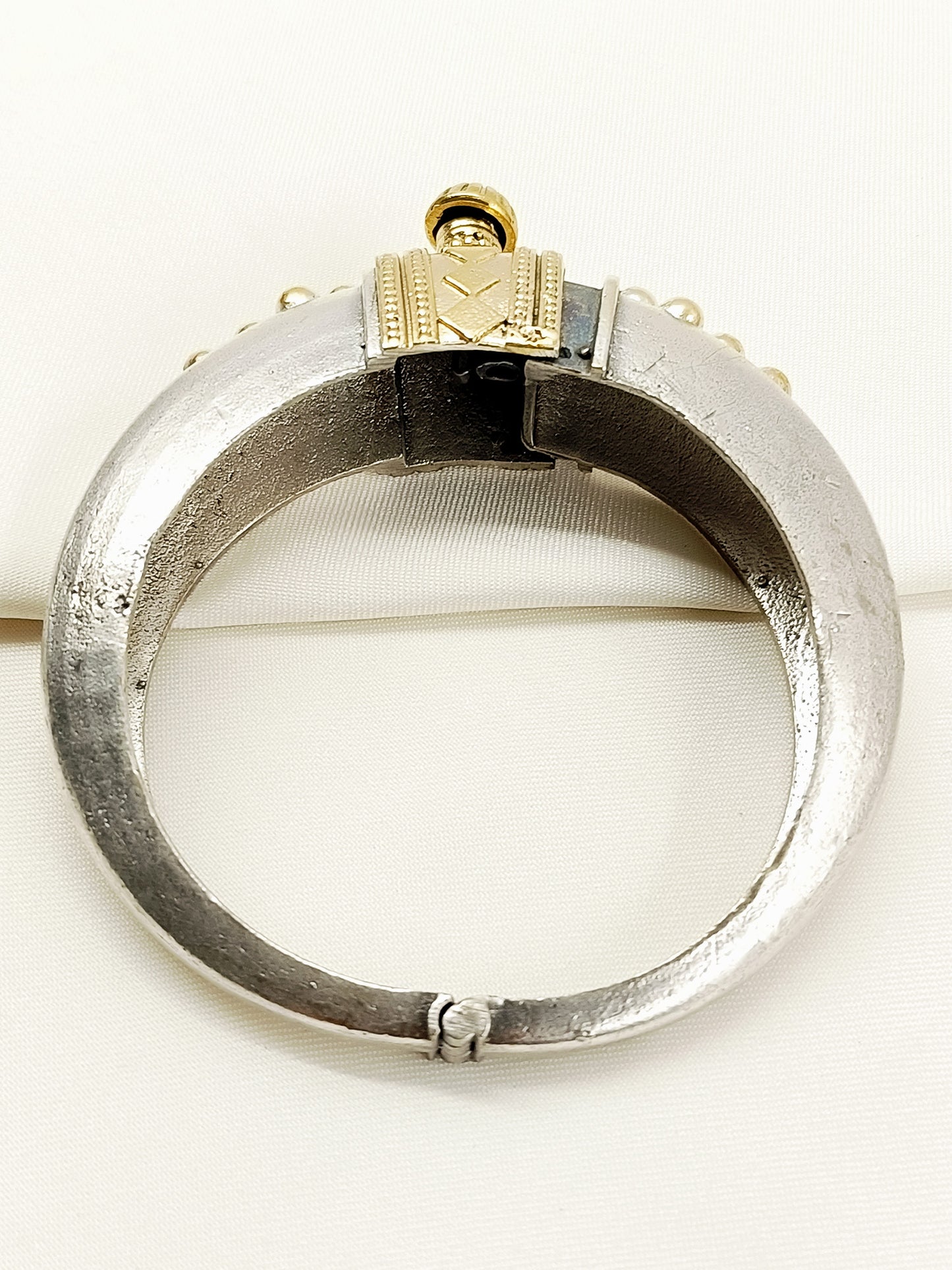Jasmin Two Tone Oxidized Kada