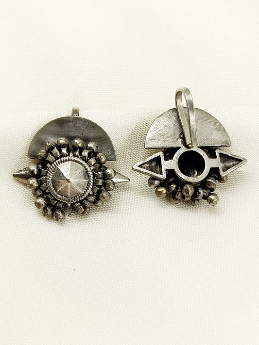 Aarnik Plain Men's Earcuffs