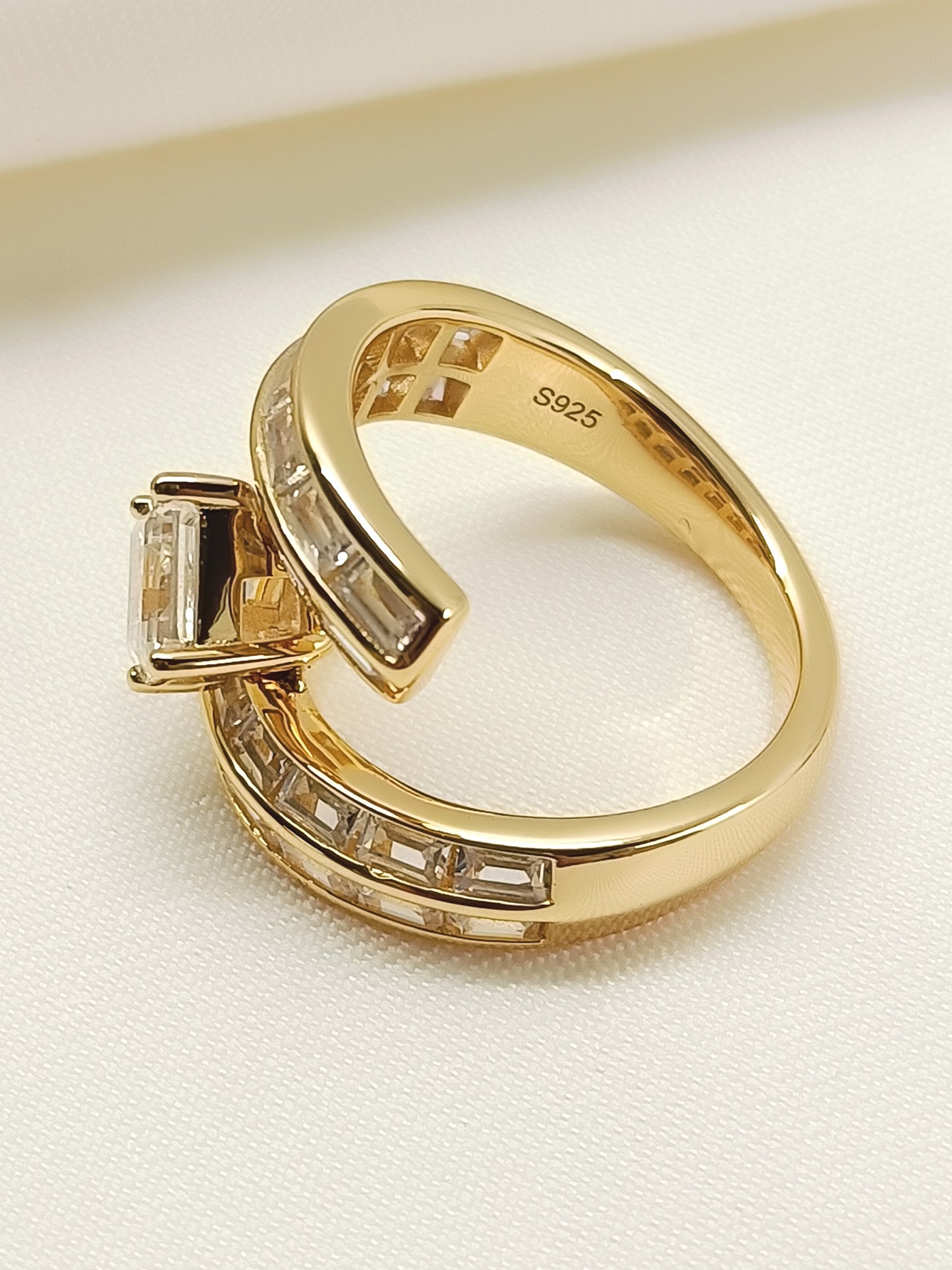 Sehrish White 92.5 Silver American Diamond Finger Ring
