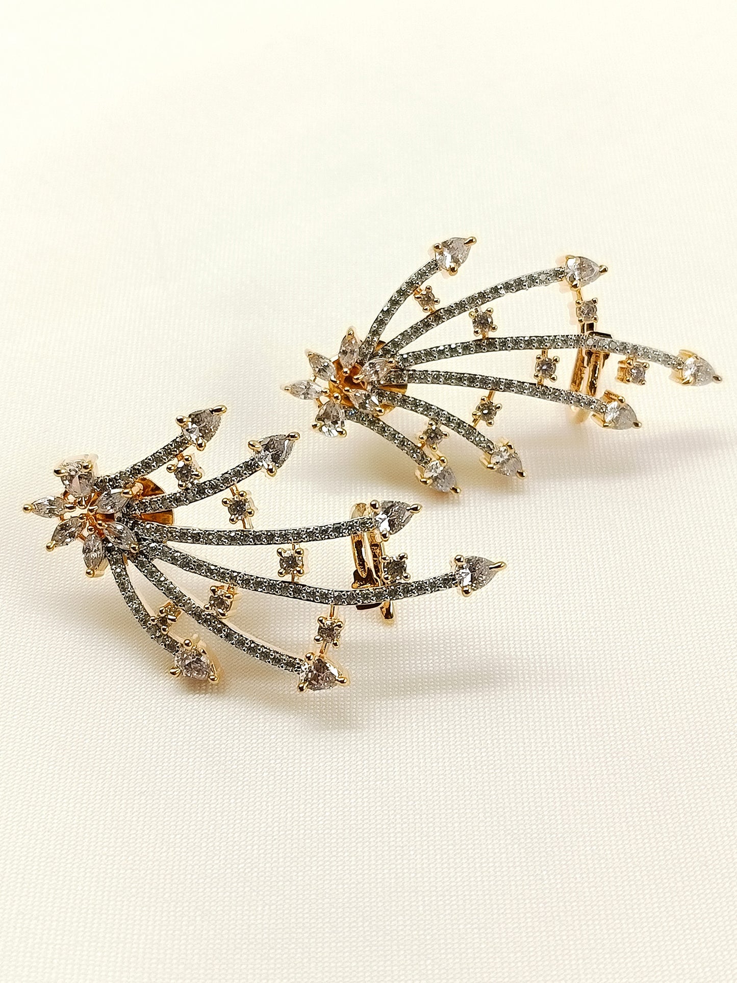 Daizy White American Diamond Earring