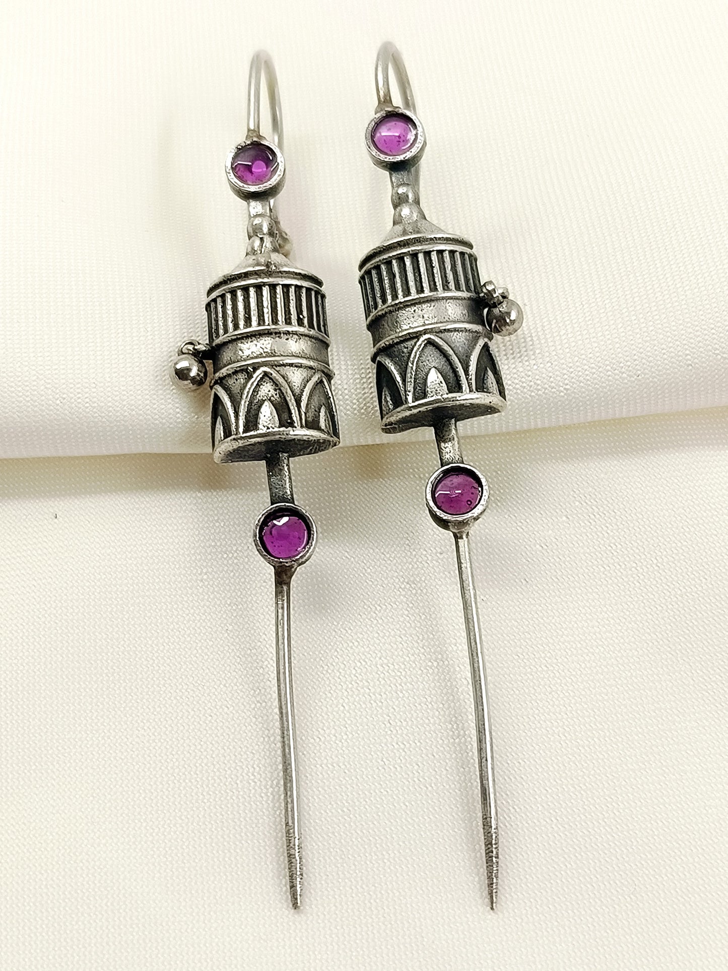 Isharv Ruby Men's Earcuff