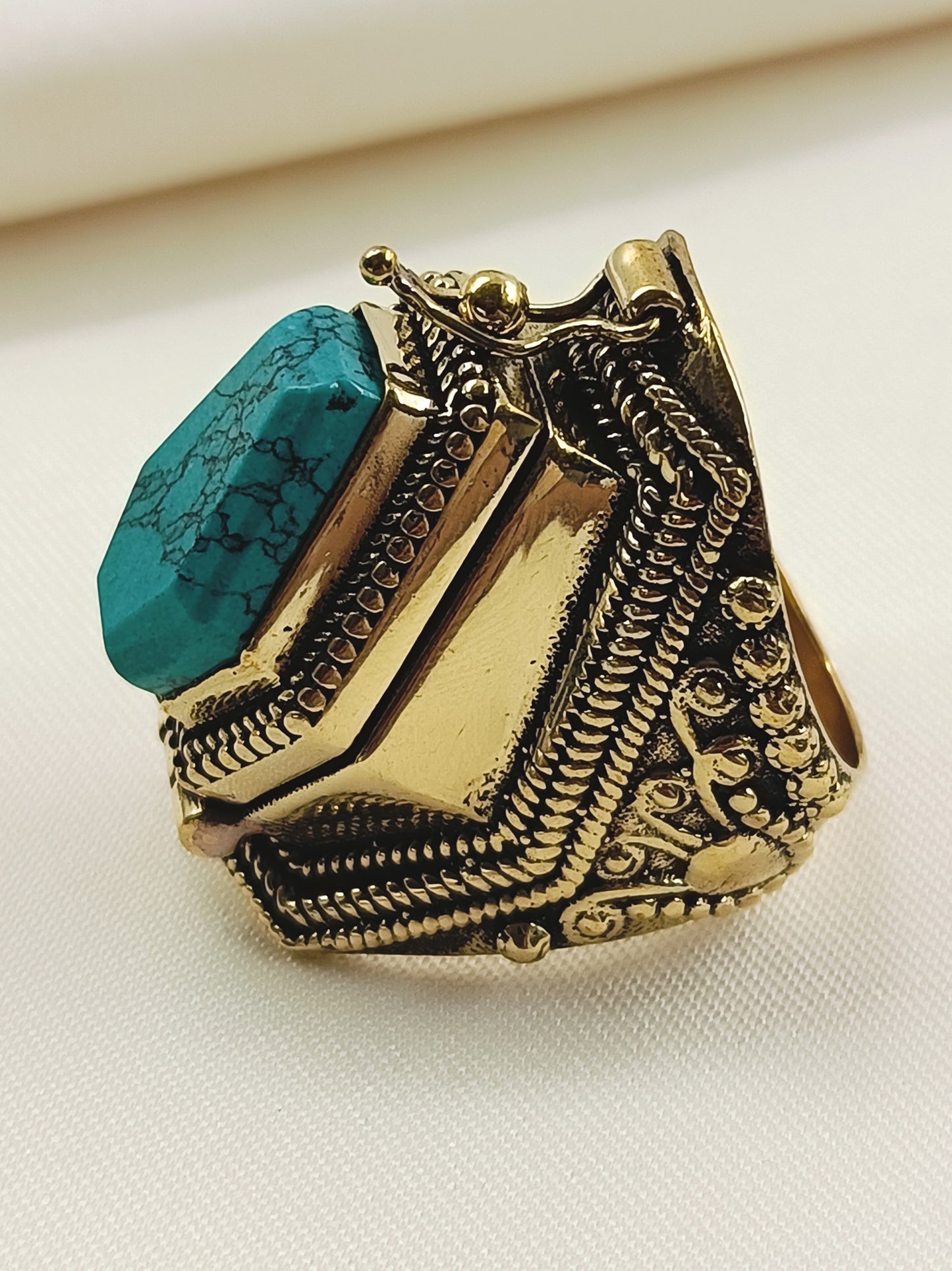 Abhigya Firozi Men's Finger Ring