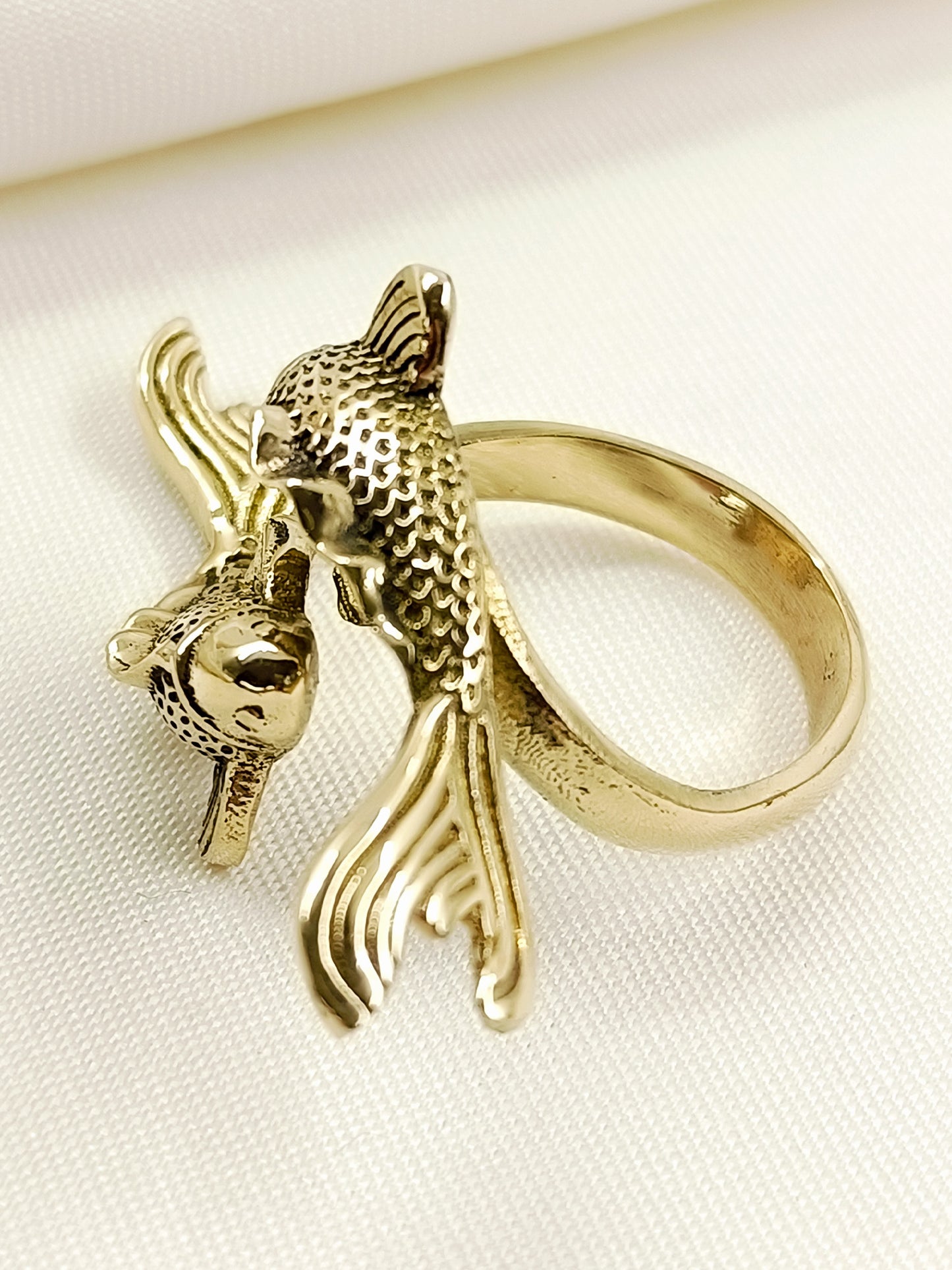 Vivanesh Golden Men's Finger Ring
