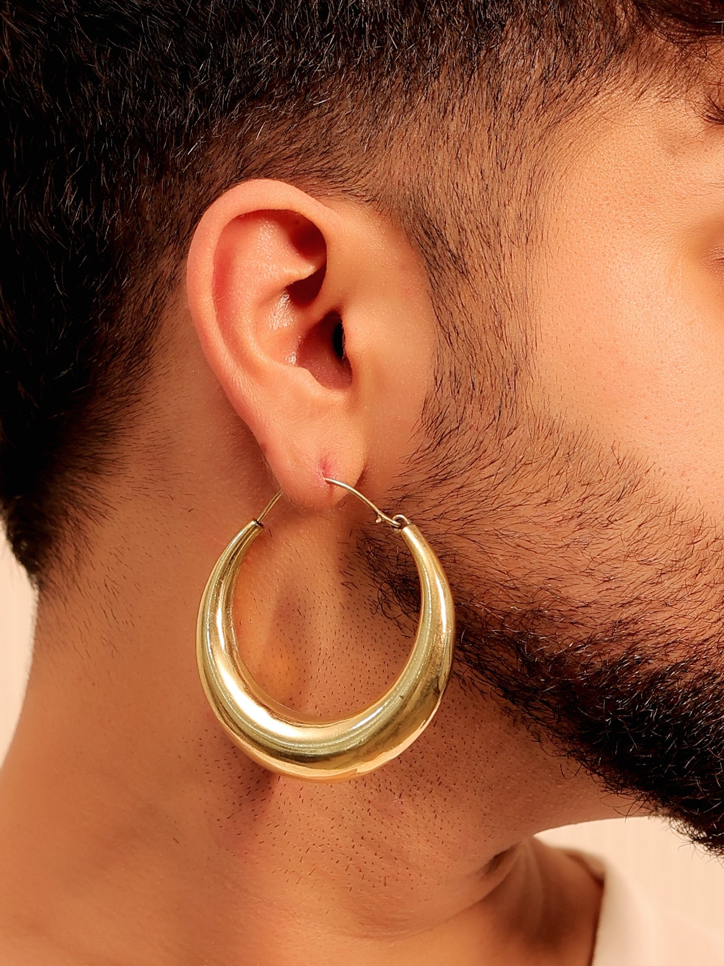 Chetas Golden Men's Earring