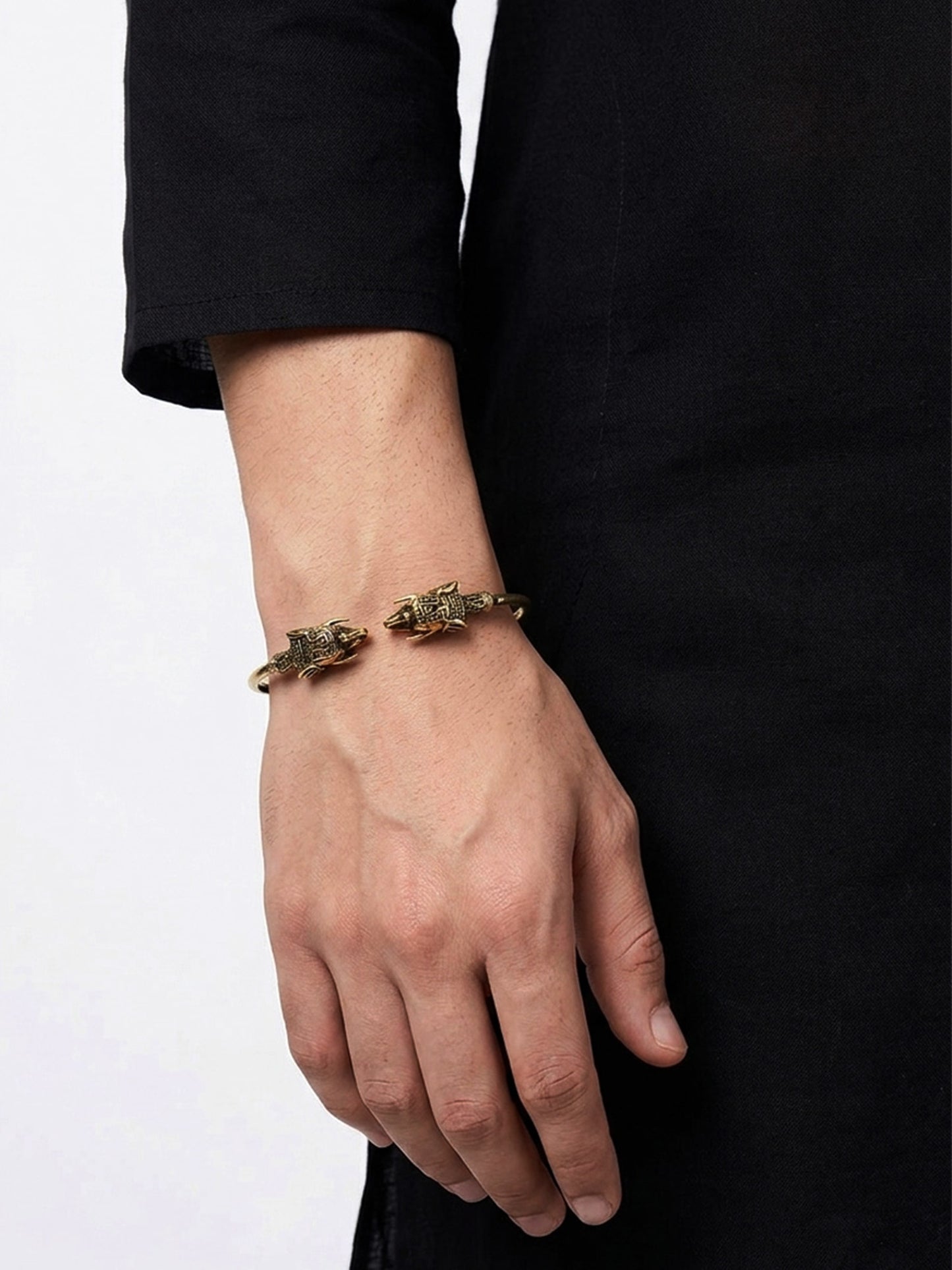 Ekavir Golden Men's Bracelet