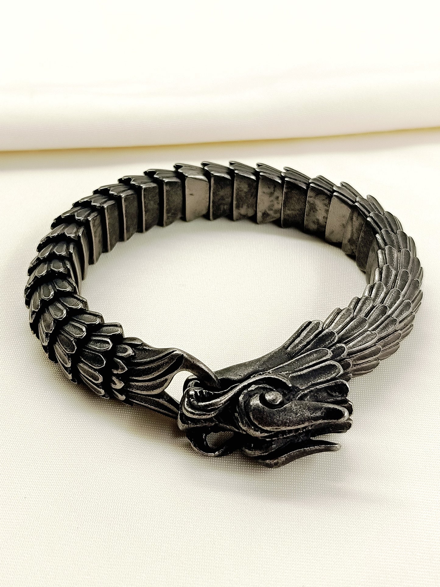 Arian Black Men's Dragon Scale Bracelet