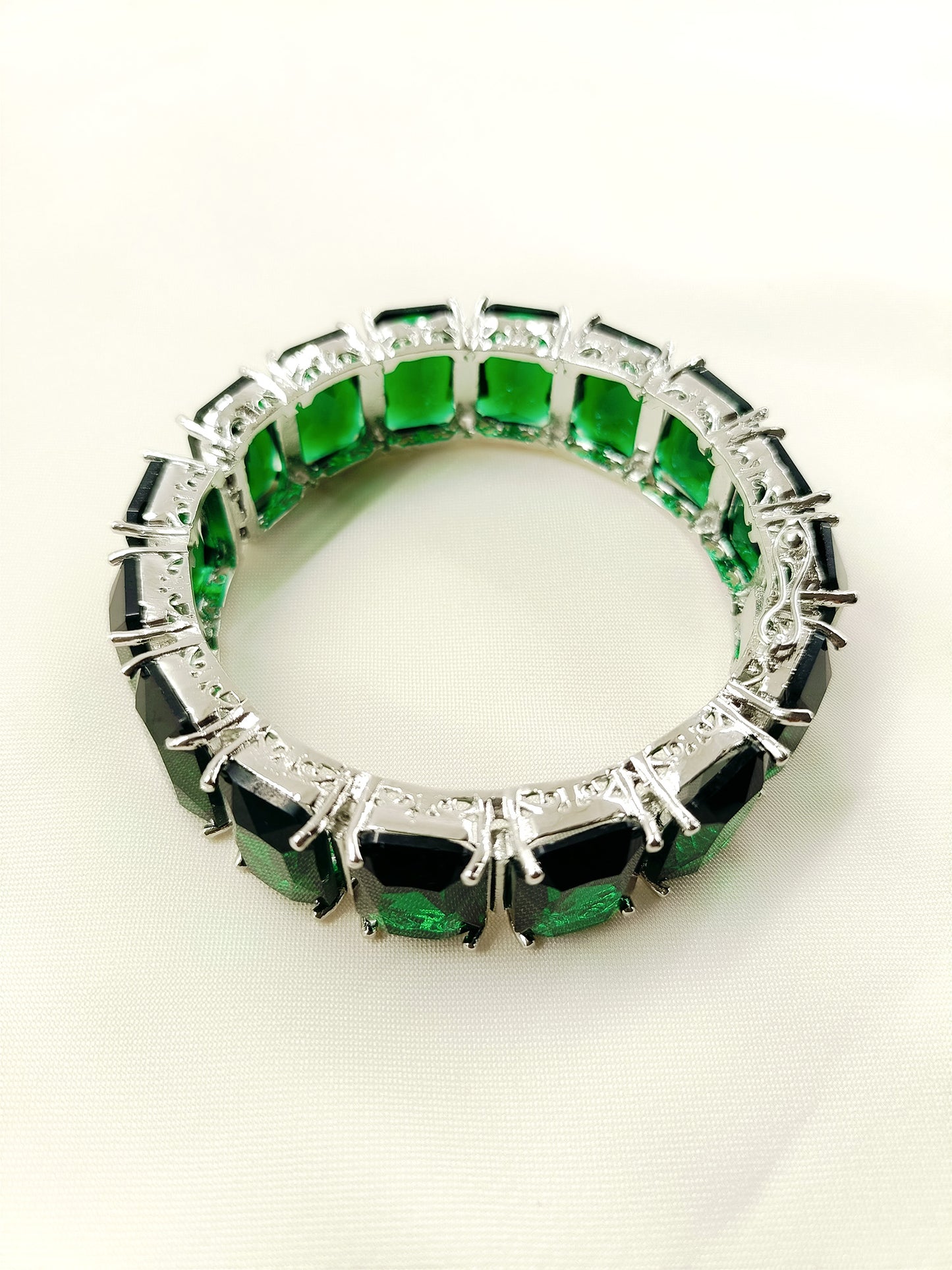 Diah Green Swarovski Stone Bracelet