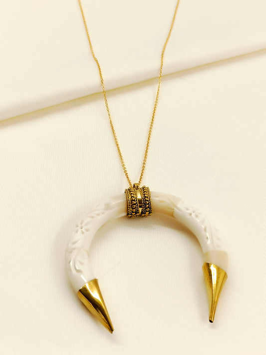 Rubyy White Bone Men's Neckpiece