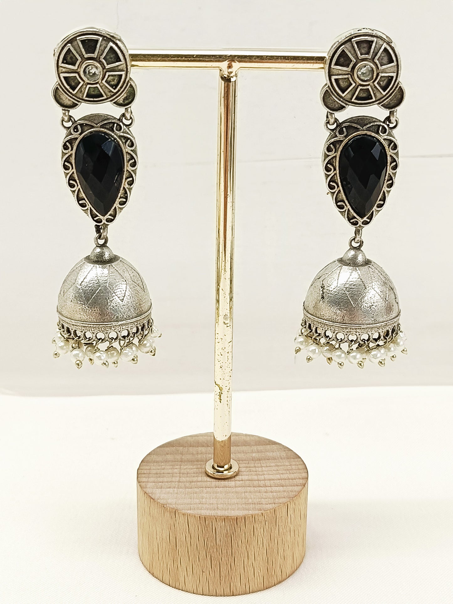 Sastra Black Oxidized Jhumki