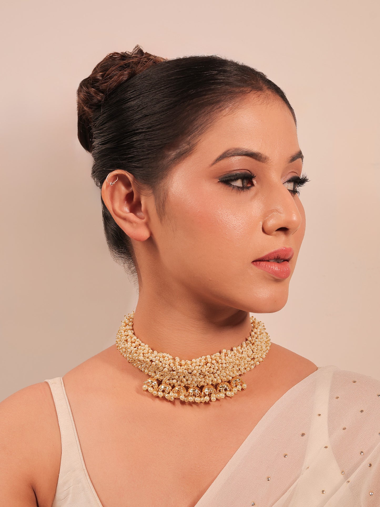 Eesha Cream Boutique Neckpiece