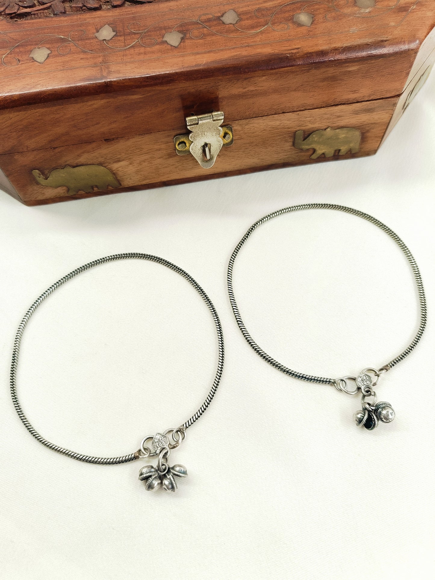 Yagvi Oxidized Silver Anklet Pair