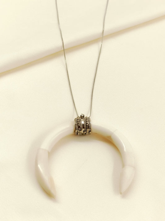 Mackenzie White Bone Men's Neckpiece