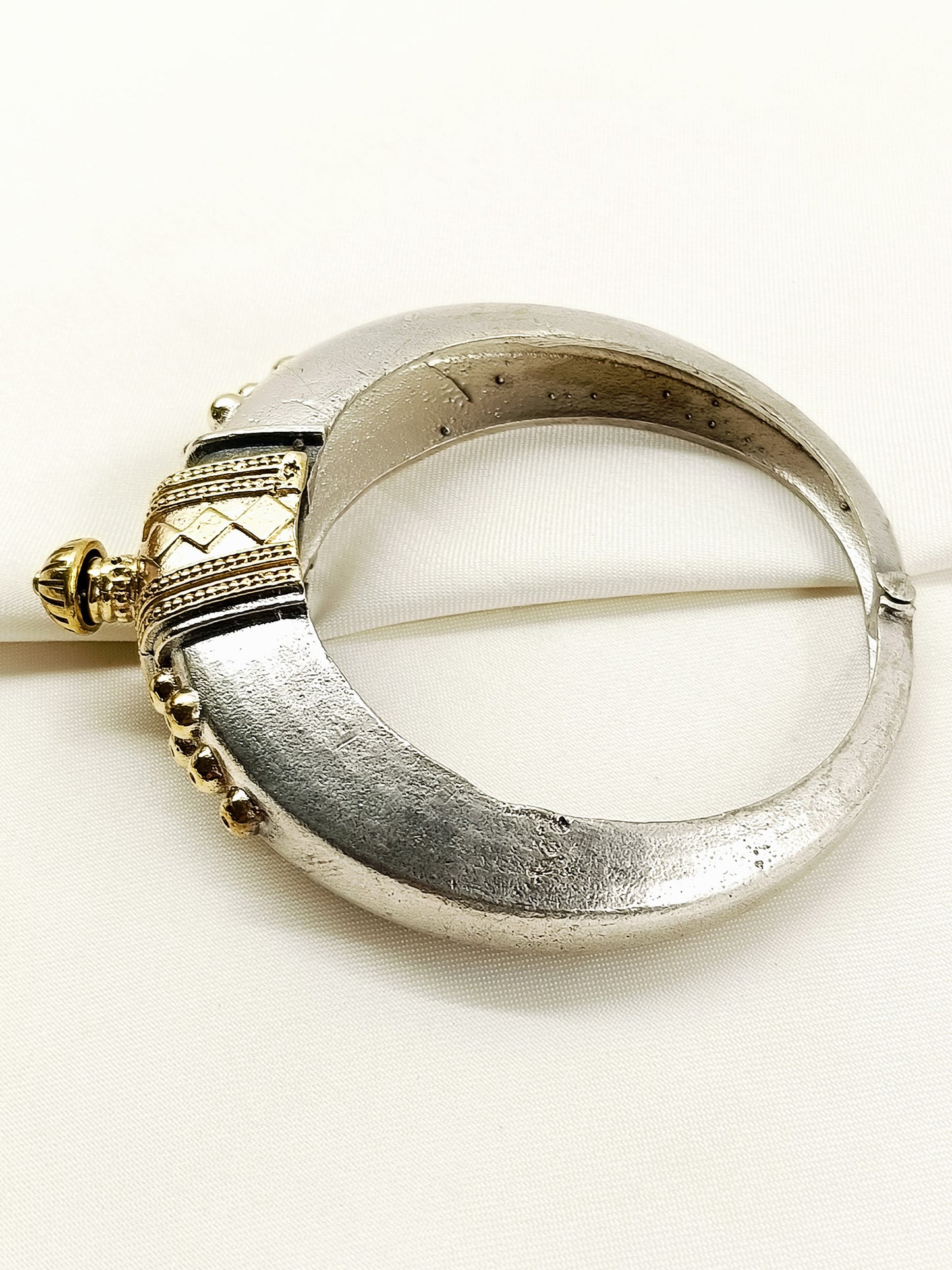 Jasmin Two Tone Oxidized Kada