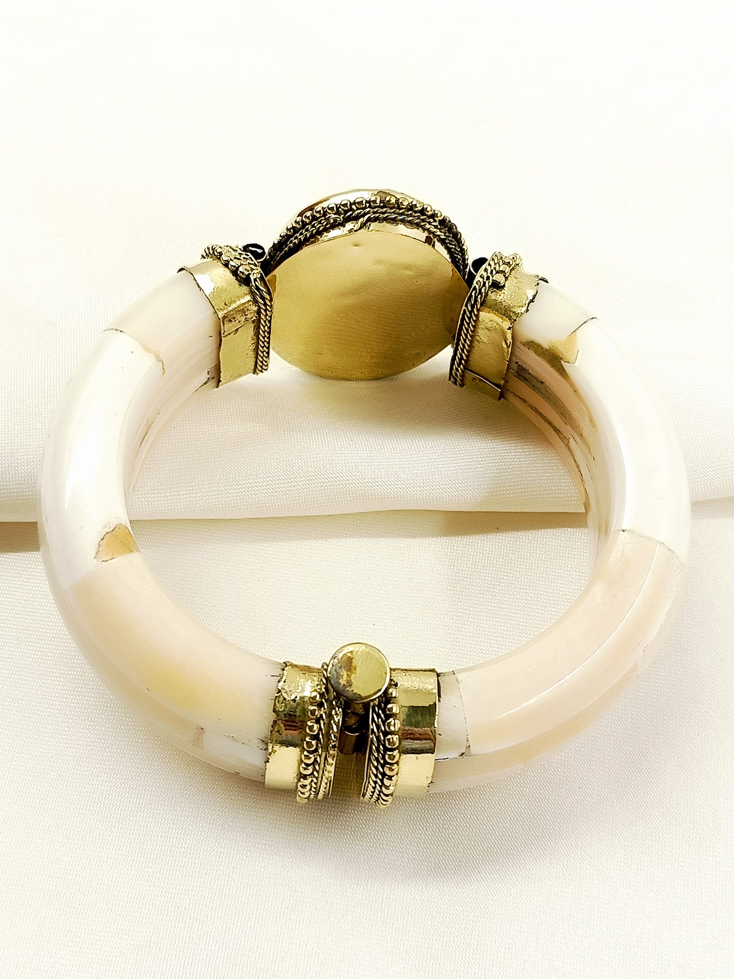 Udit Men’s Royal Black Onyx Stone Bone Bracelet