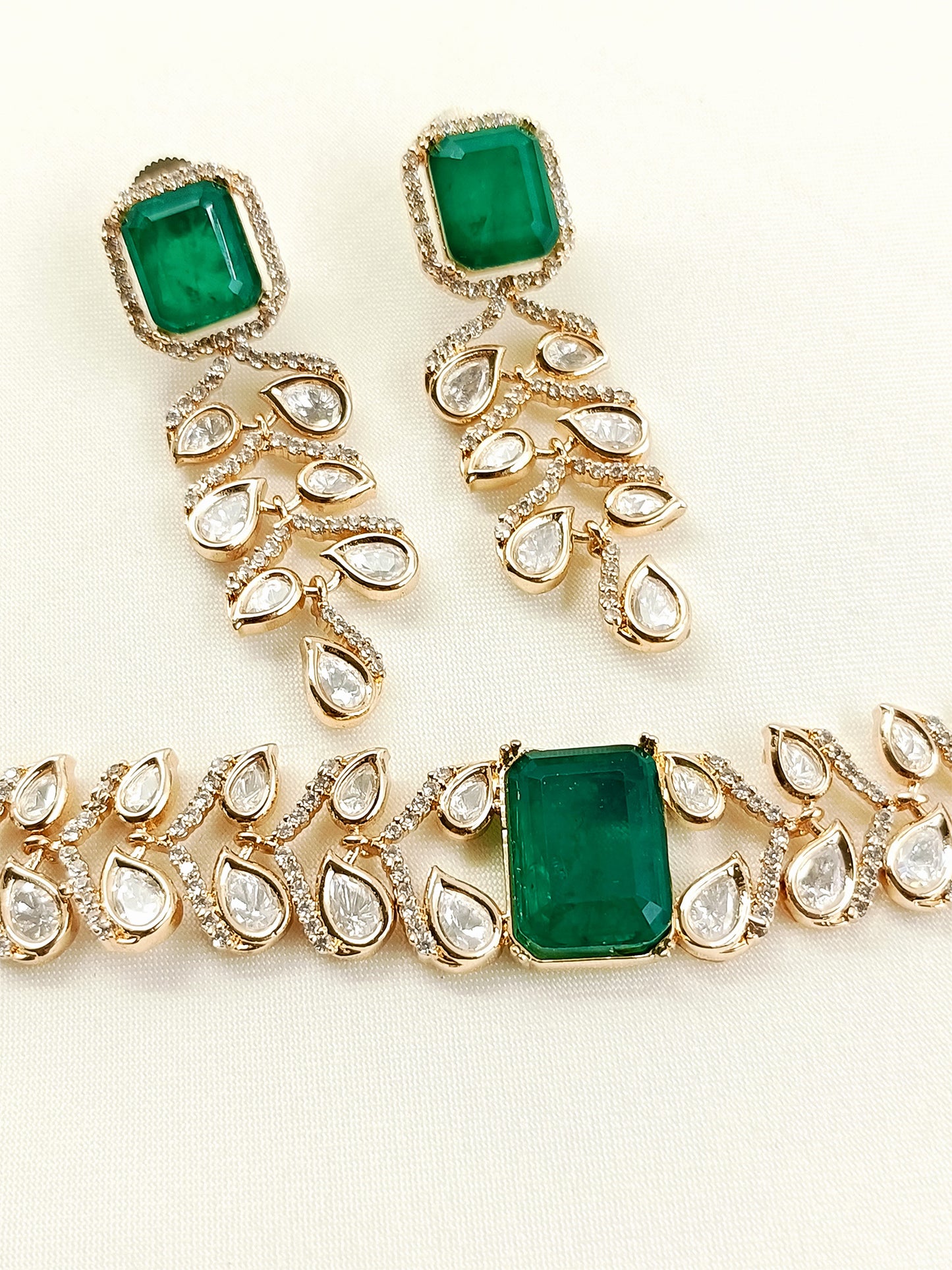 Jasmeet Green Kundan Choker Set