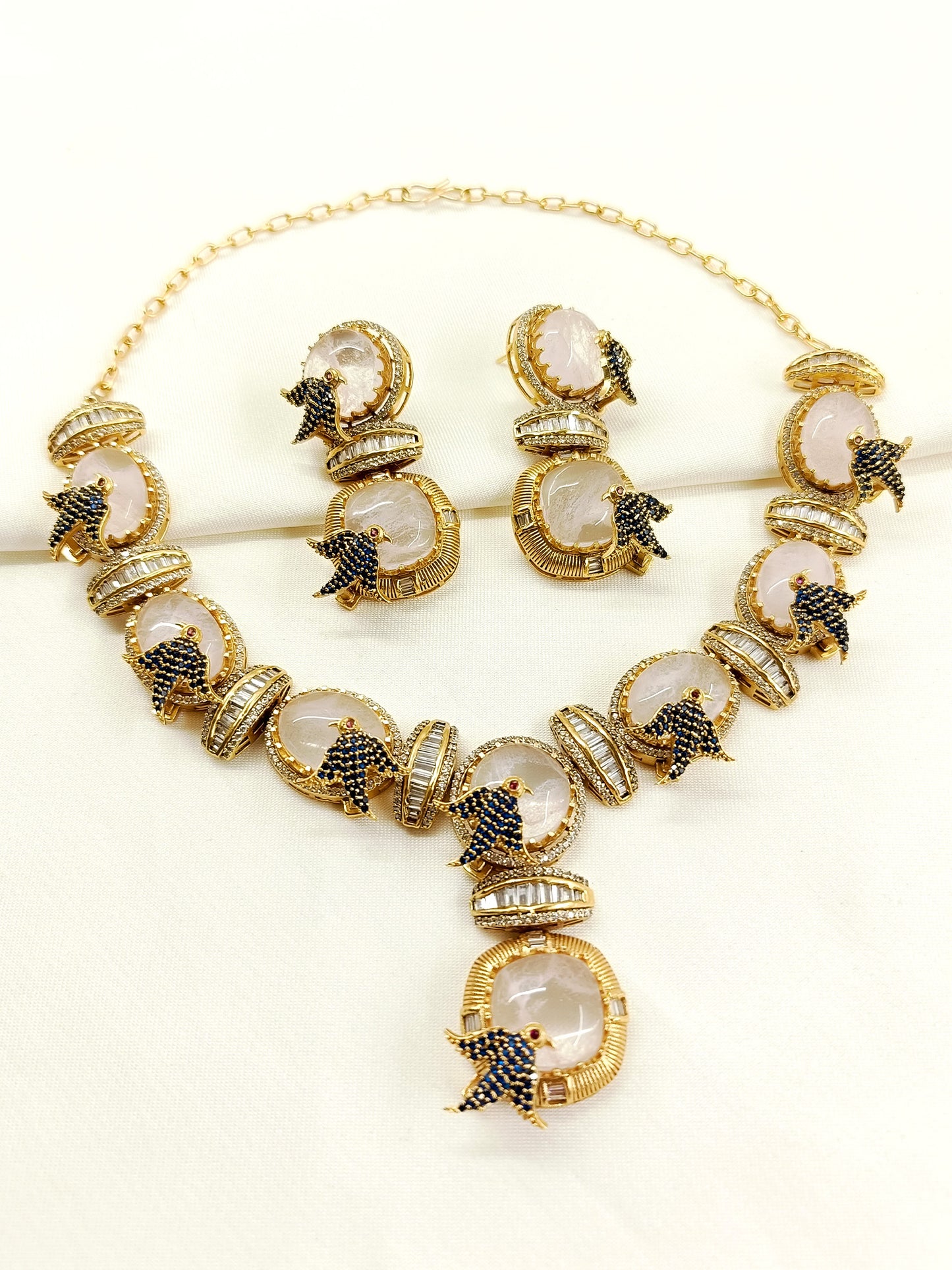 Dakini Pink Boutique Necklace Set