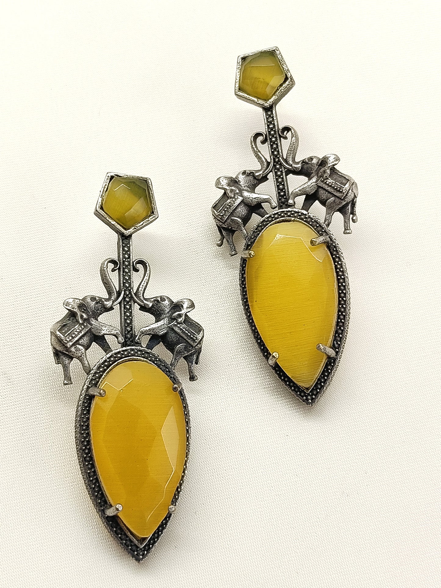 Wishi Yellow Oxidized Earring
