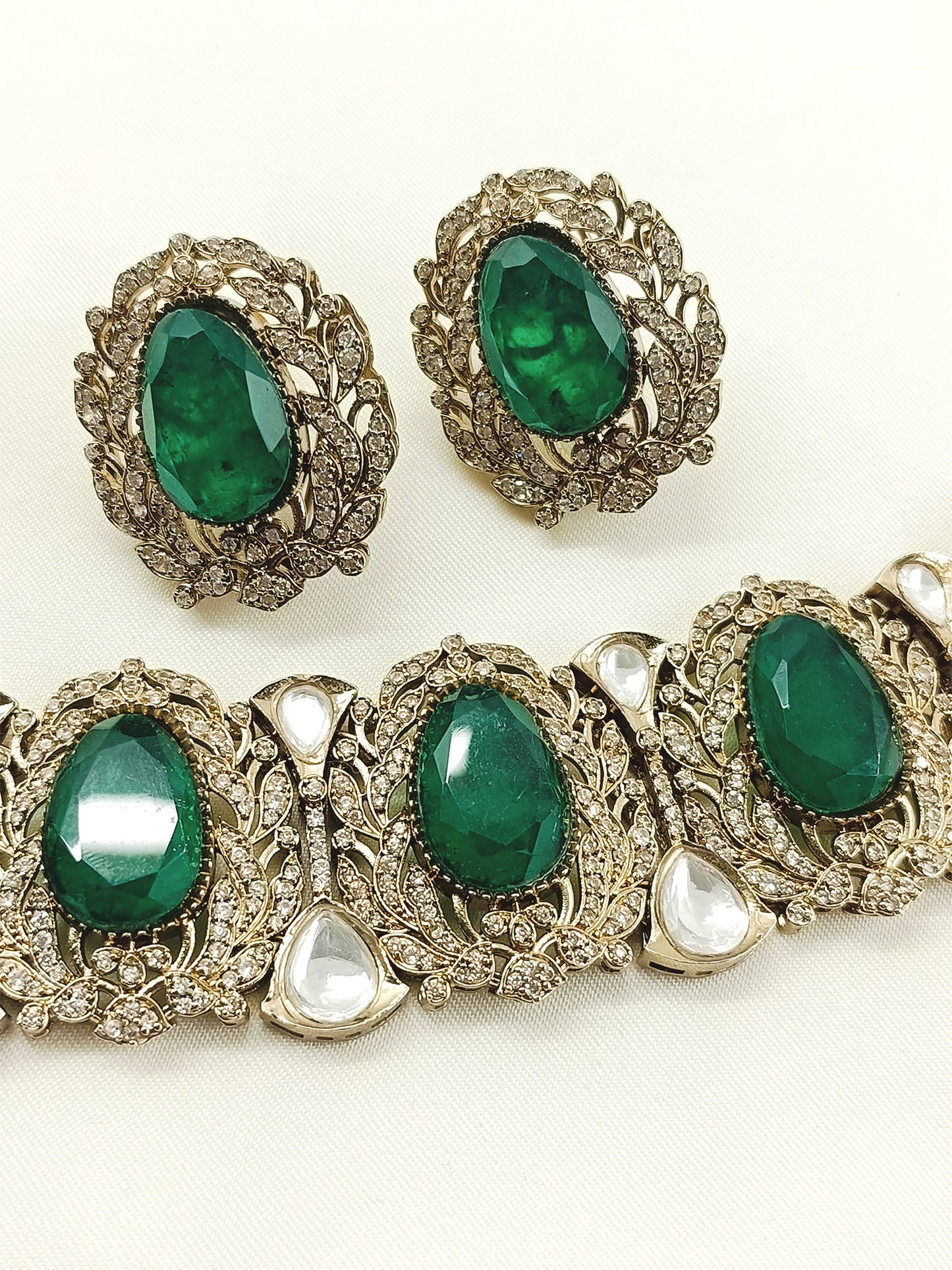 Pavitra Green Victorian Choker Set