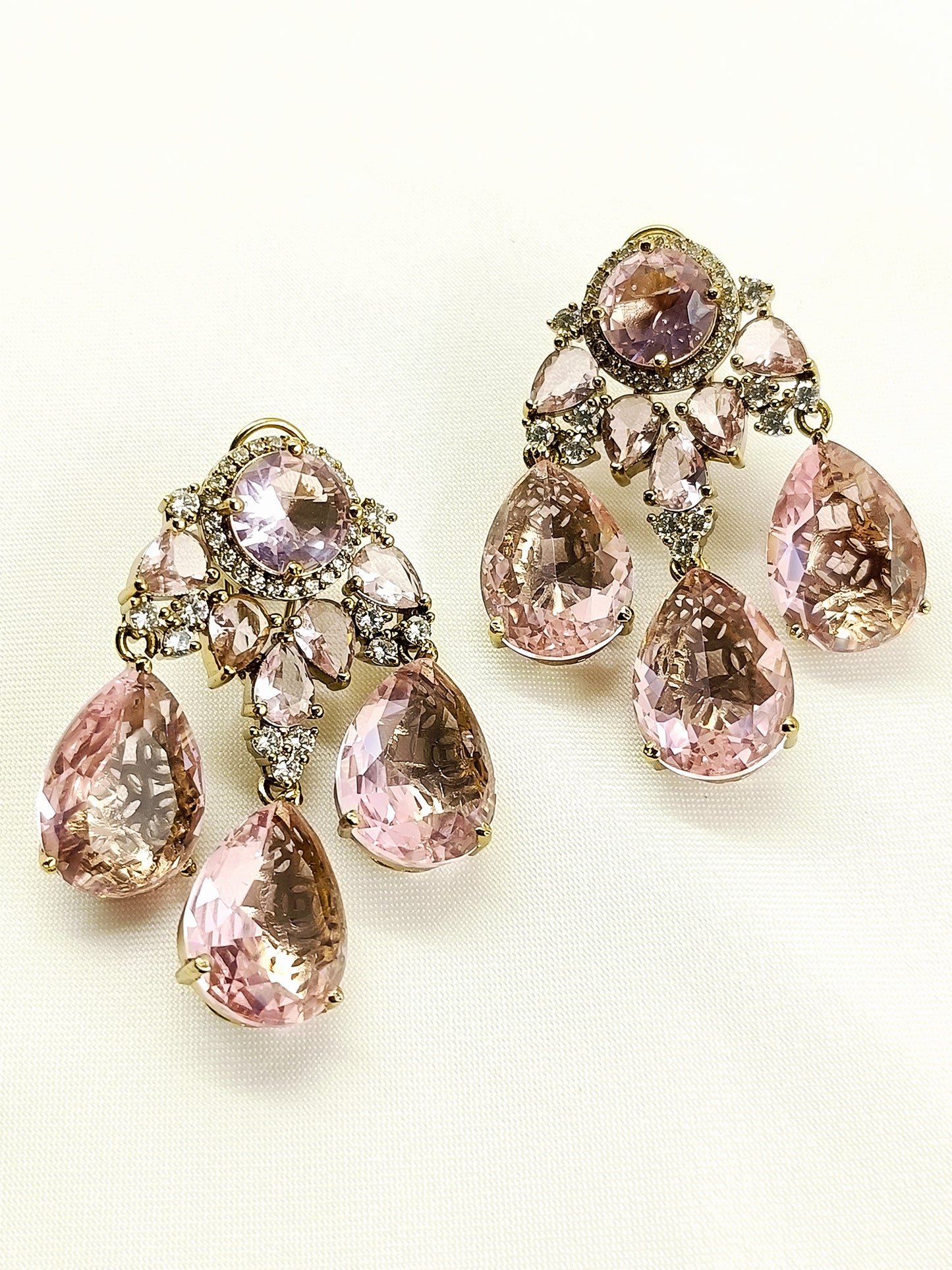 Alienor Pink Victorian Earring