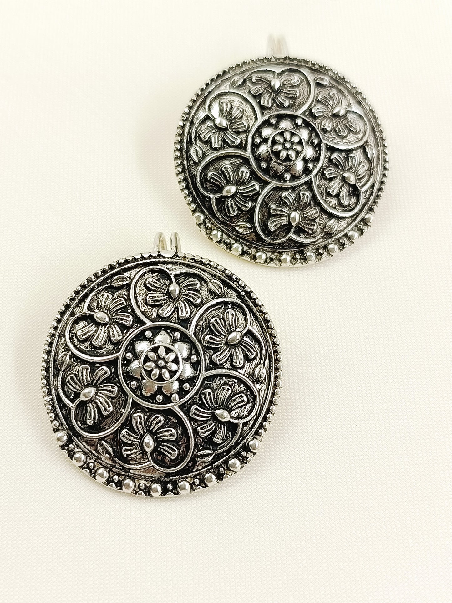 Yogi Silver Mandala Coin Men's Ear Cuff
